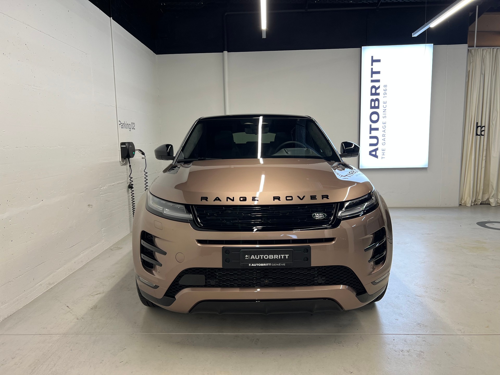 LAND ROVER Range Rover Evoque 1.5 T 270e Autobiography-image-9