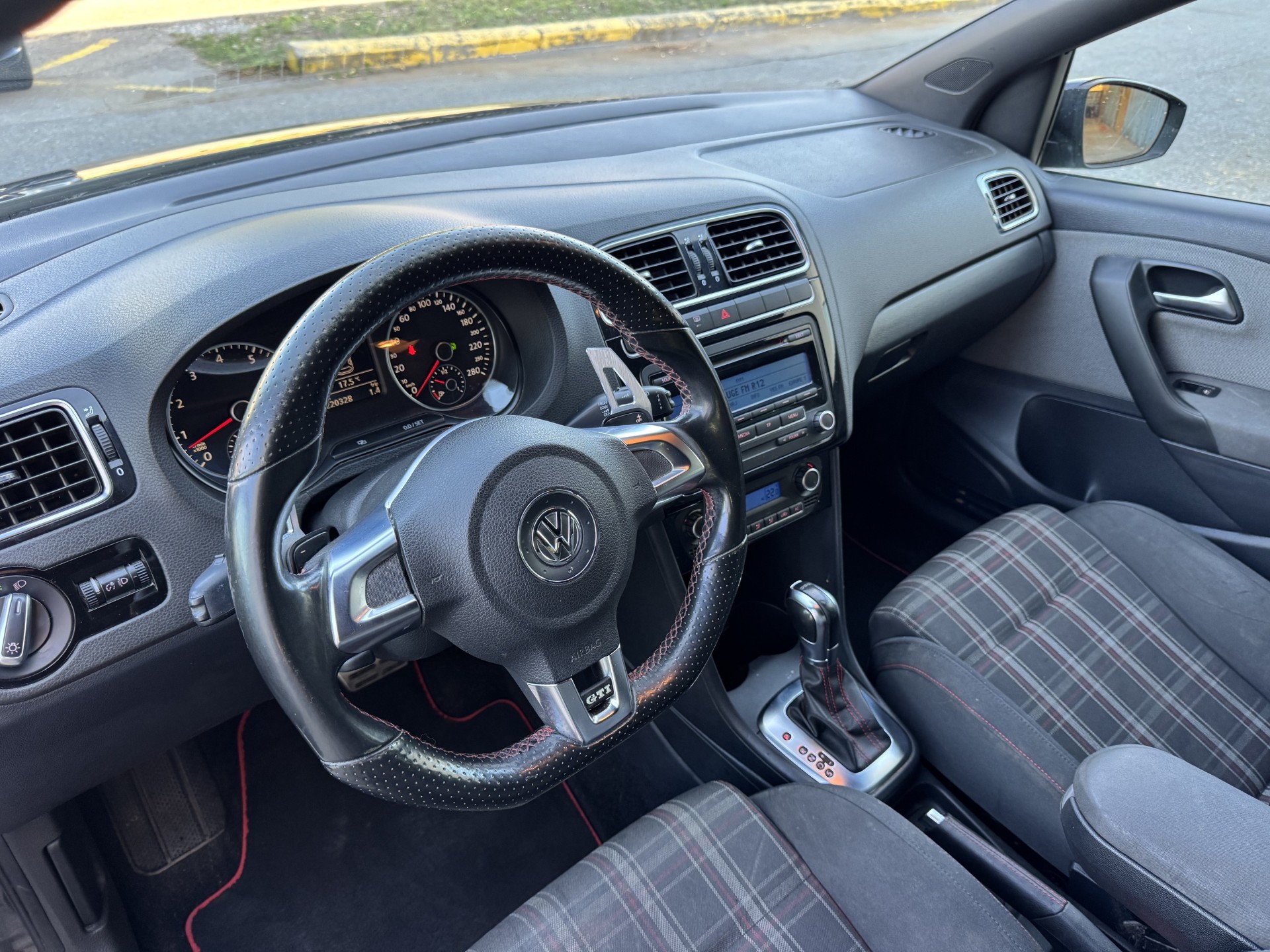 VW Polo 1.4 TSI GTI DSG-image-8