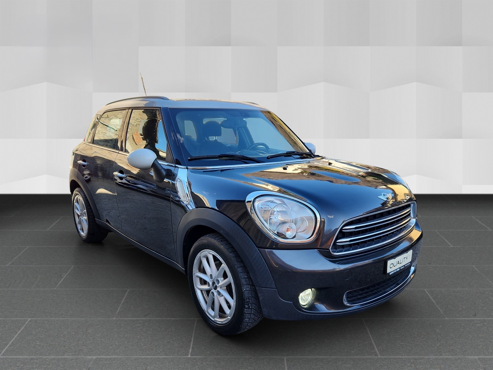 MINI Countryman Cooper D FWD Steptronic-image-2