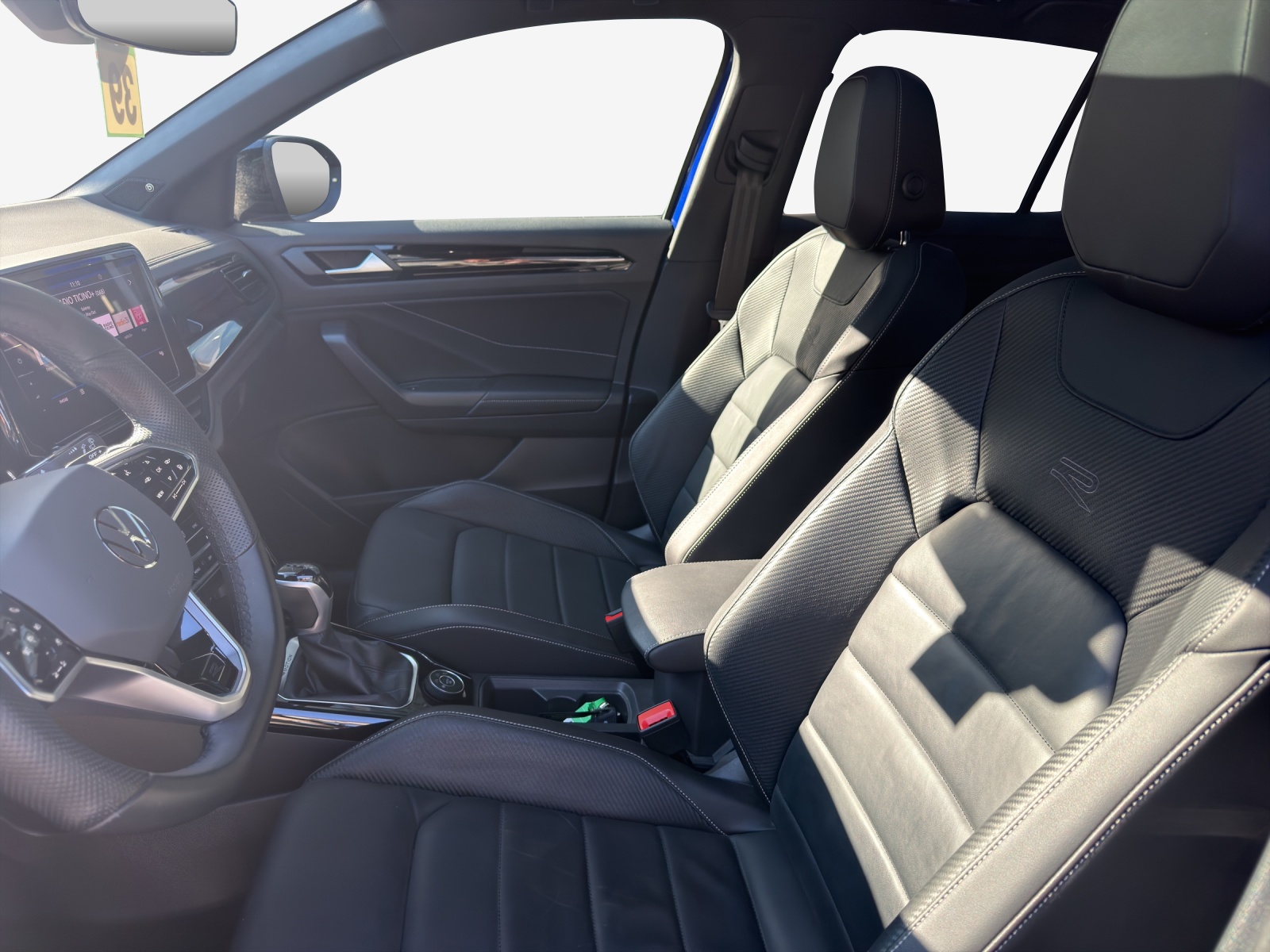 VW T-Roc 2.0 TSI R-Line DSG 4Motion-image-7