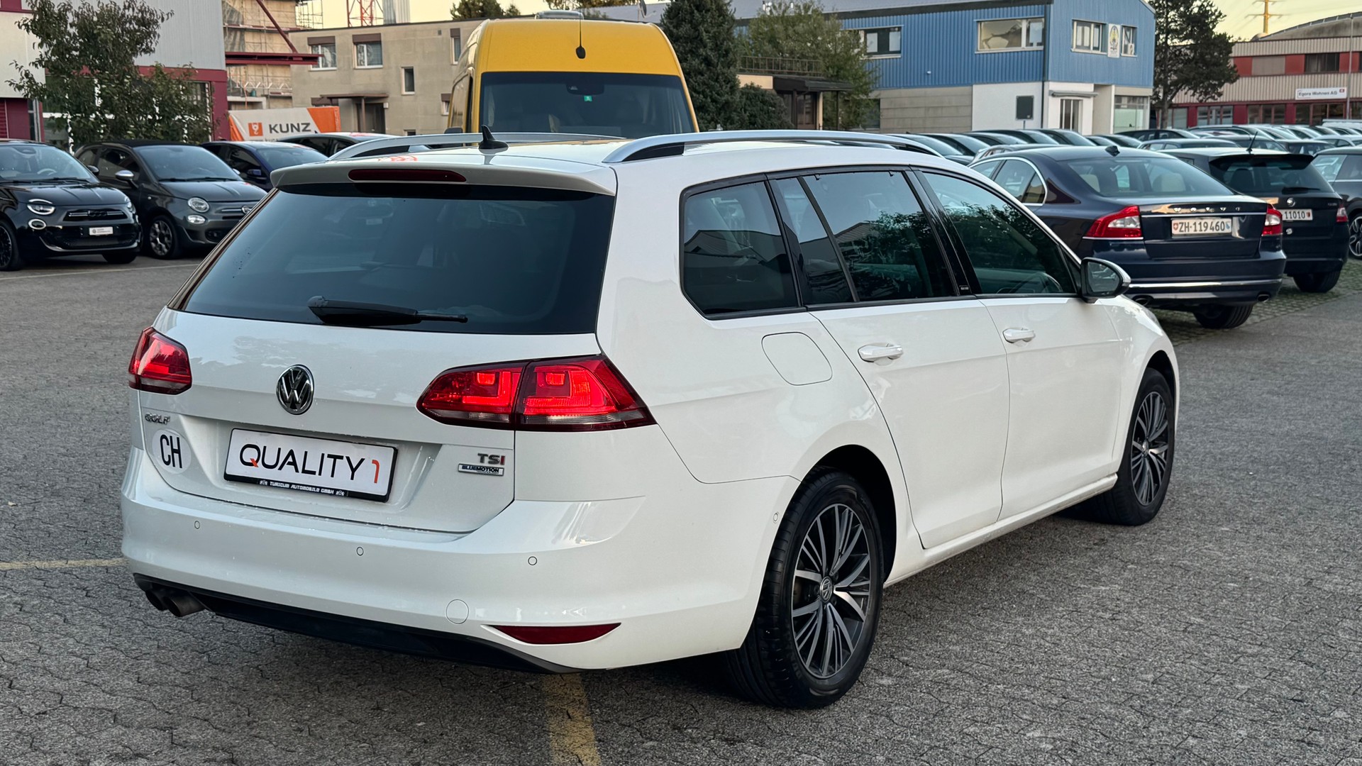 VW Golf Variant 1.4 TSI Allstar DSG-image-3