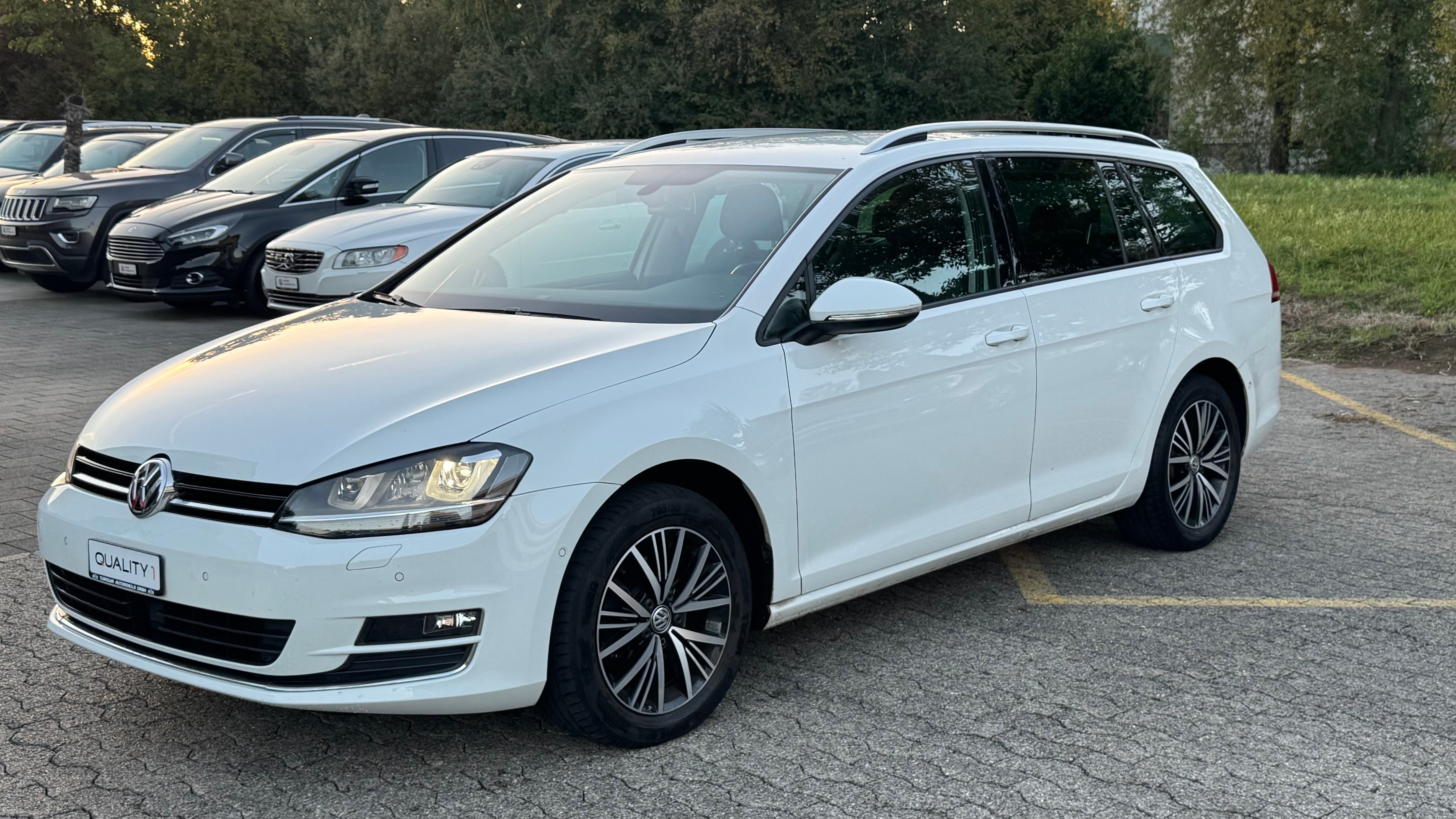 Car photo