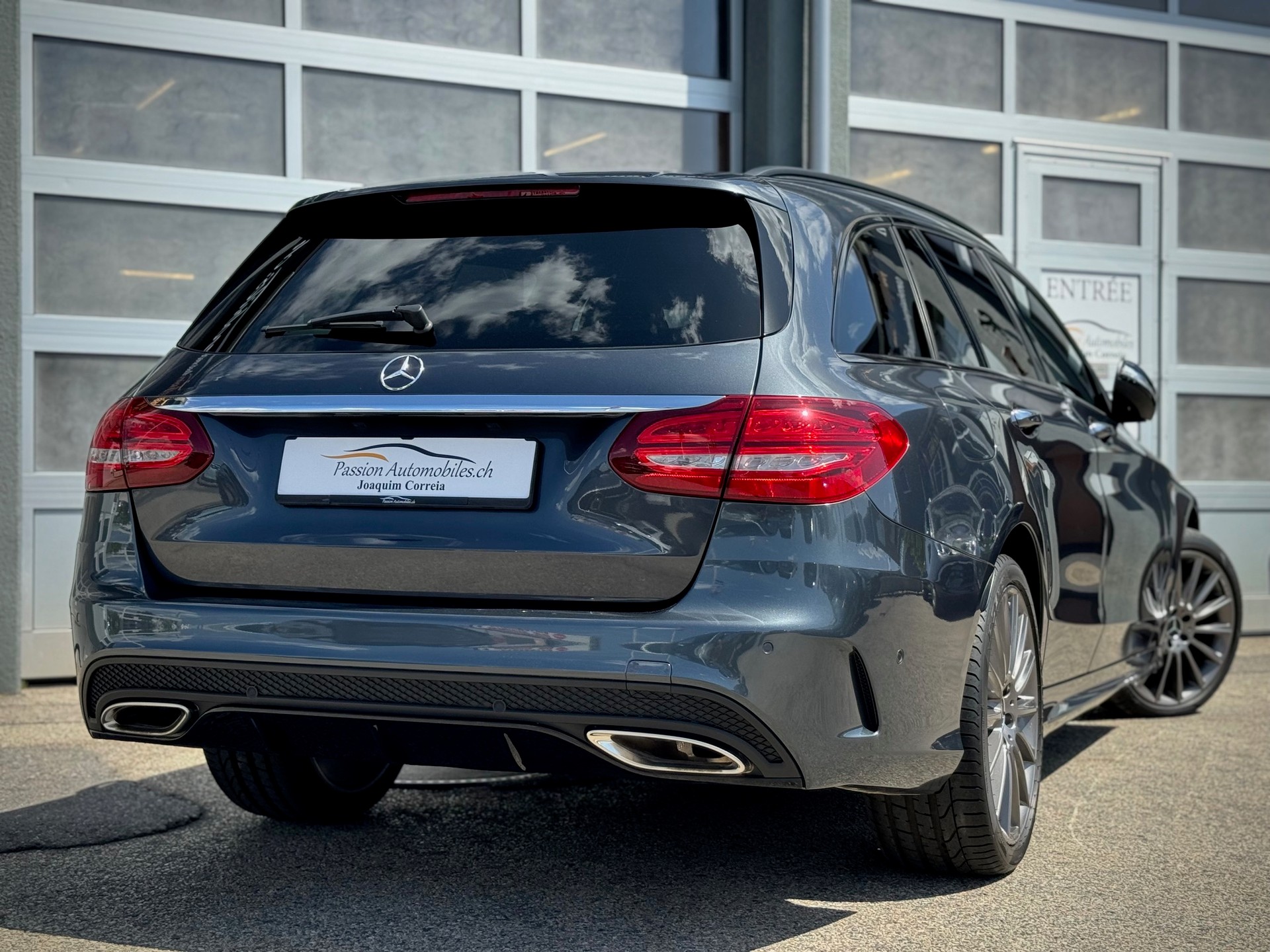 MERCEDES-BENZ C 400 AMG Line 4Matic 7G-Tronic - Véhicule Suisse (CH)-image-1