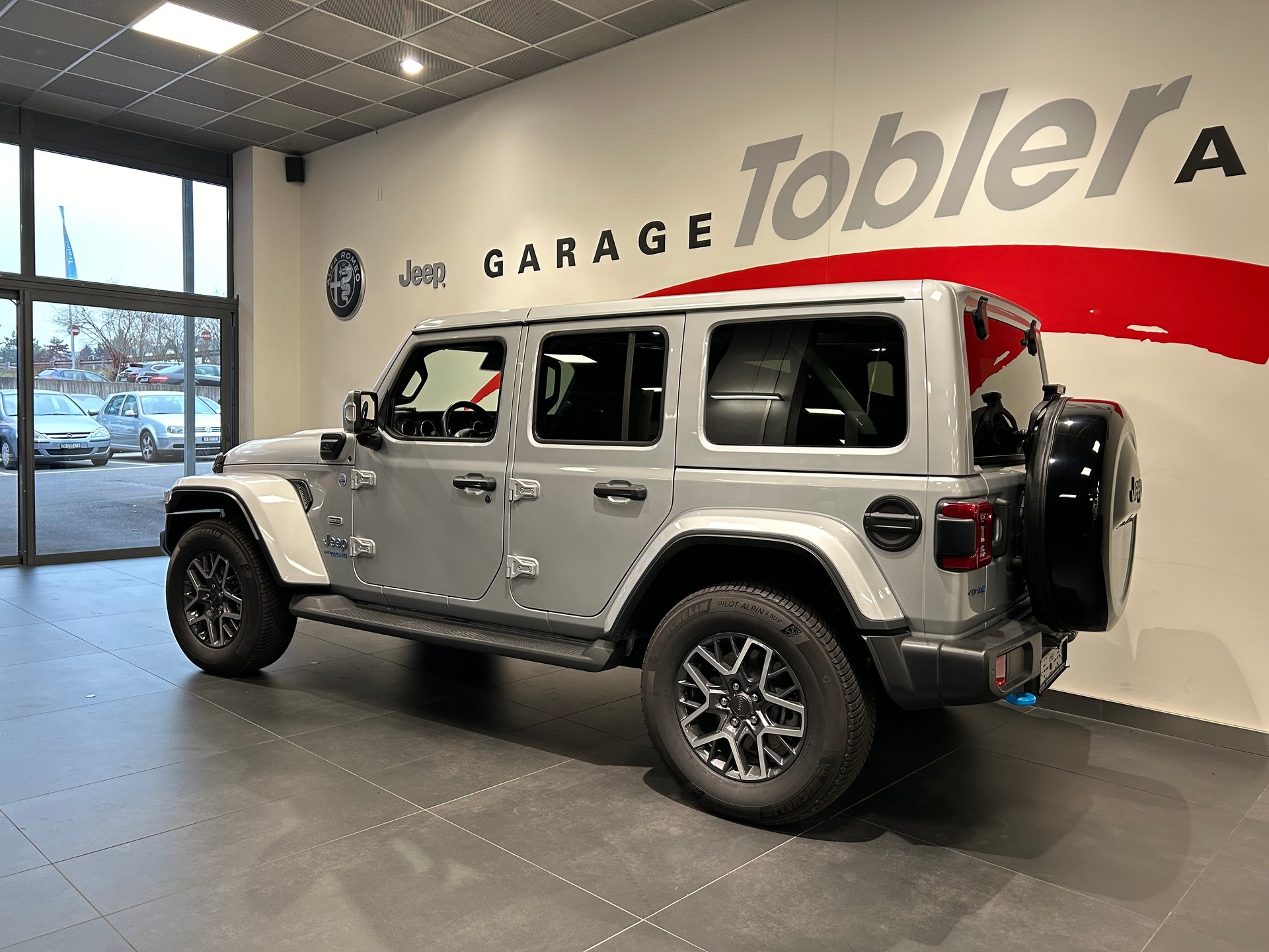 JEEP Wrangler 2.0 PHEV Unlimited Overland Automatic-image-19
