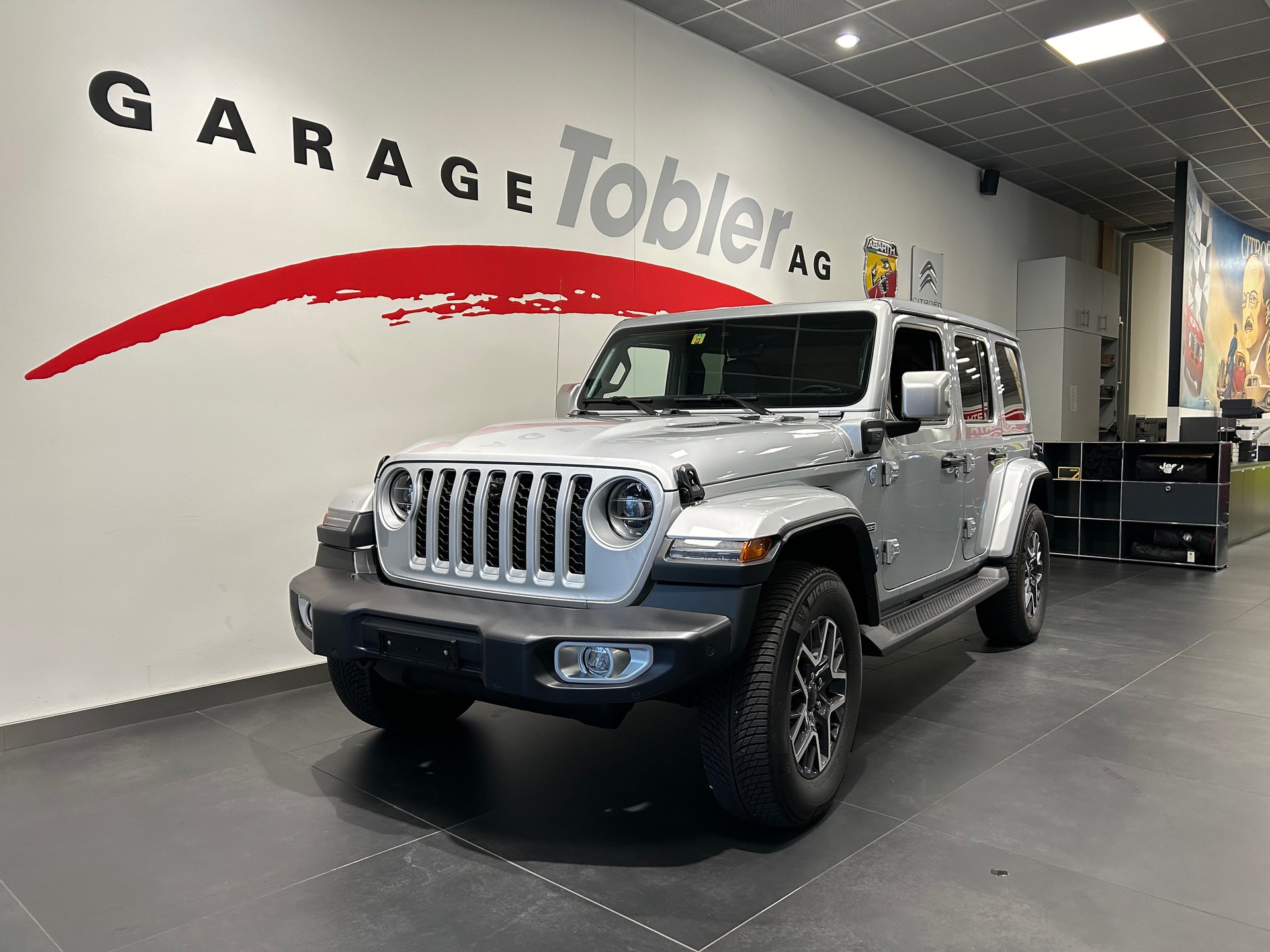 JEEP Wrangler 2.0 PHEV Unlimited Overland Automatic-image-13