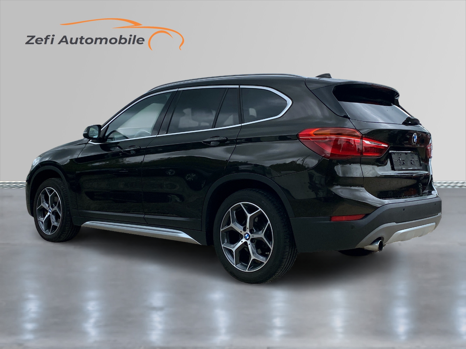 BMW X1 sDrive 18d-image-1