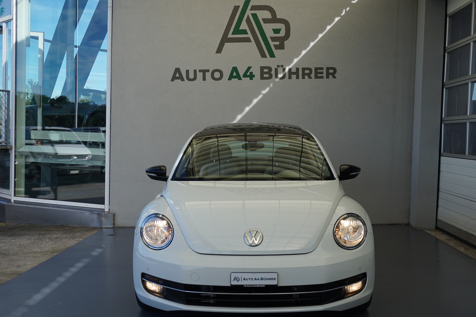 VW Beetle 1.4 TSI BMT Sport-image-8