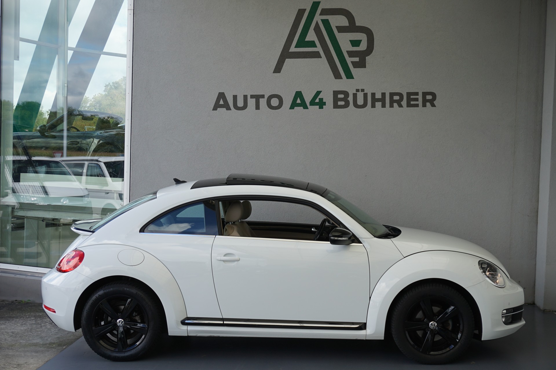 VW Beetle 1.4 TSI BMT Sport-image-0