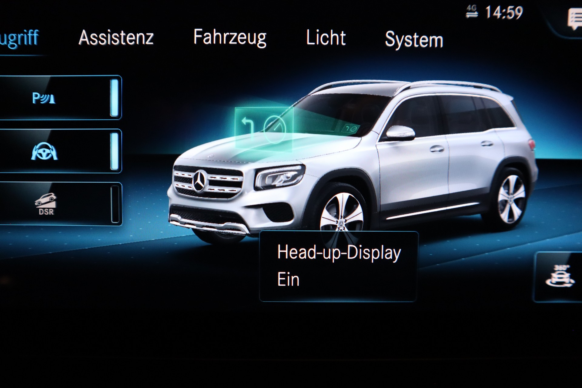 MERCEDES-BENZ GLB 250 4Matic AMG Line 8G-Tronic-image-16