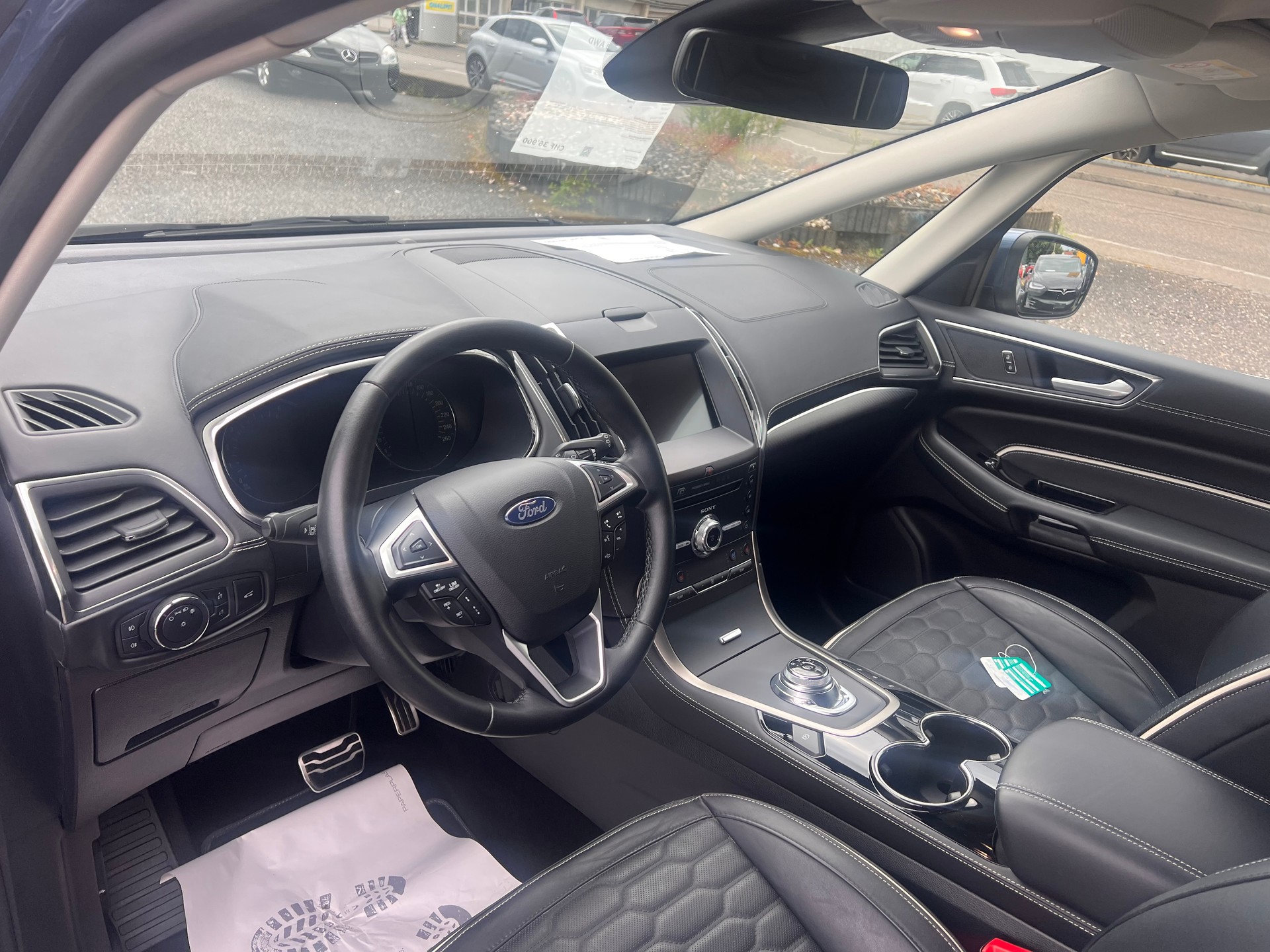 FORD S-Max 2.0 TDCi Vignale AWD Automatic-image-10