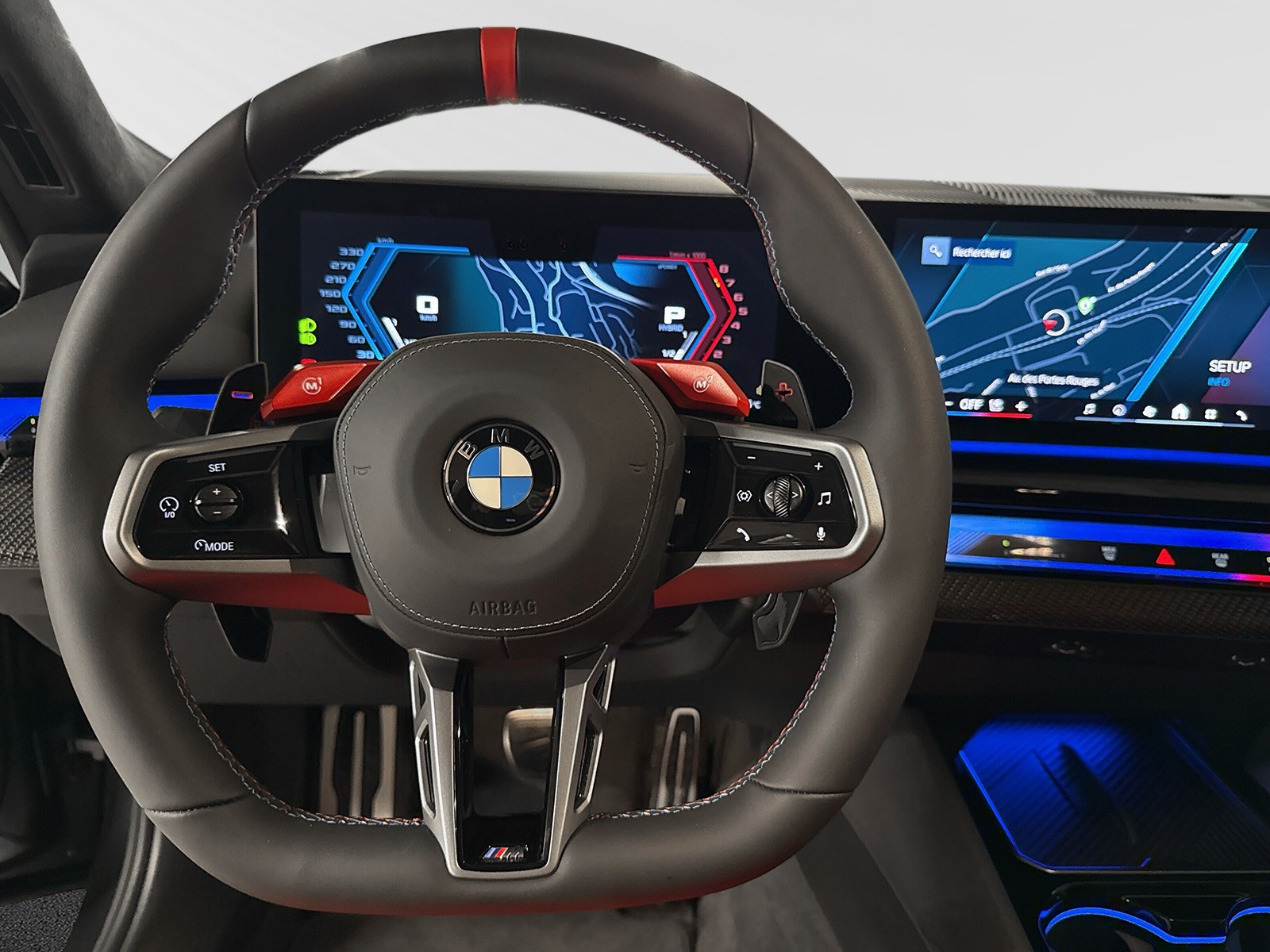 BMW M5 xDrive Touring-image-4