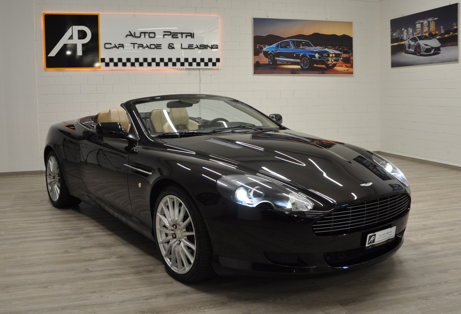 ASTON MARTIN DB9 Volante Touchtronic 2-image-9