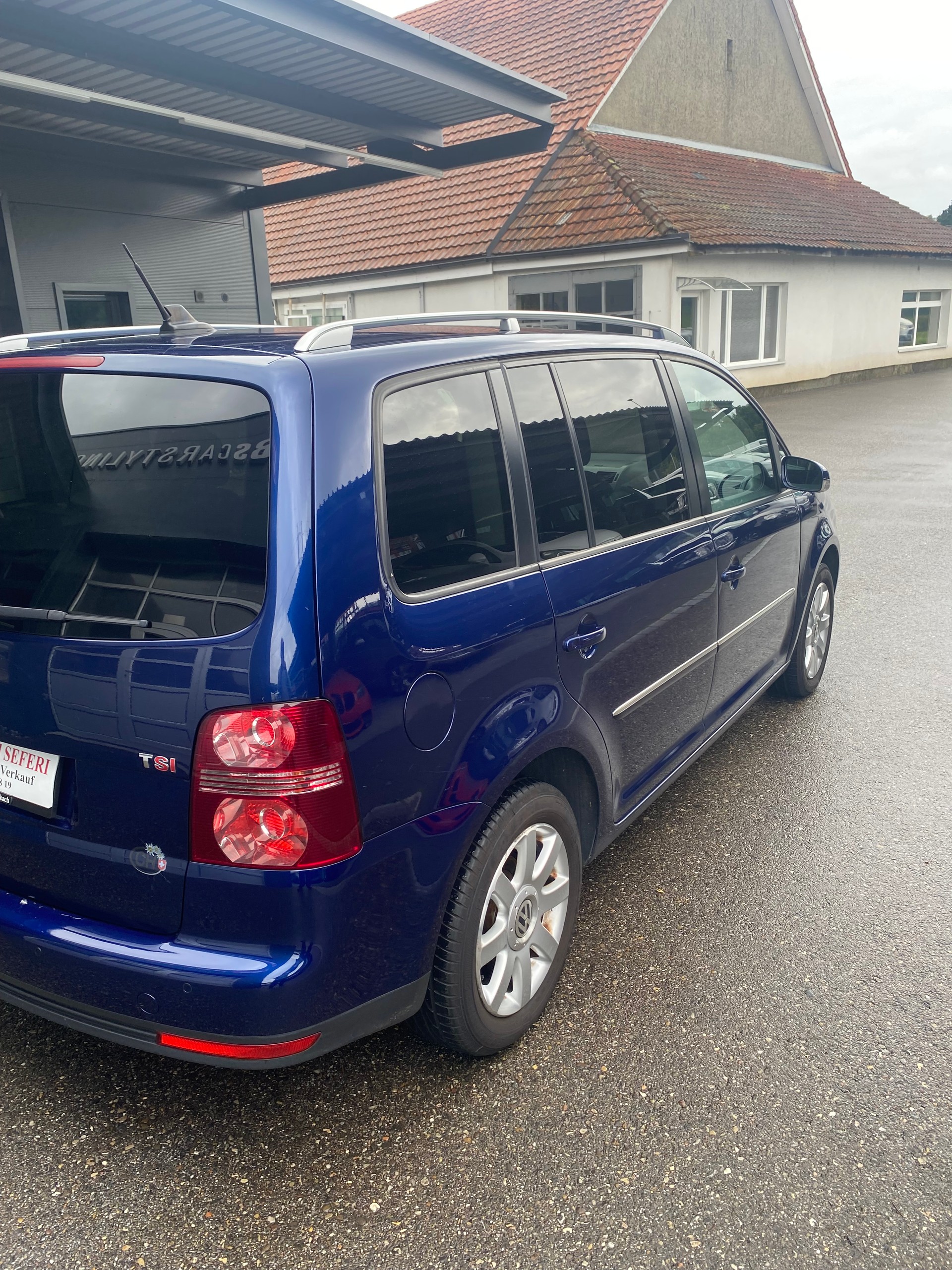 VW Touran 1.4 TSI Highline DSG-image-6
