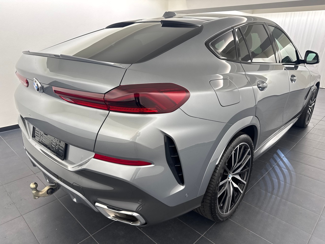 BMW X6 xDrive 48V 30d M Sport Steptronic-image-2
