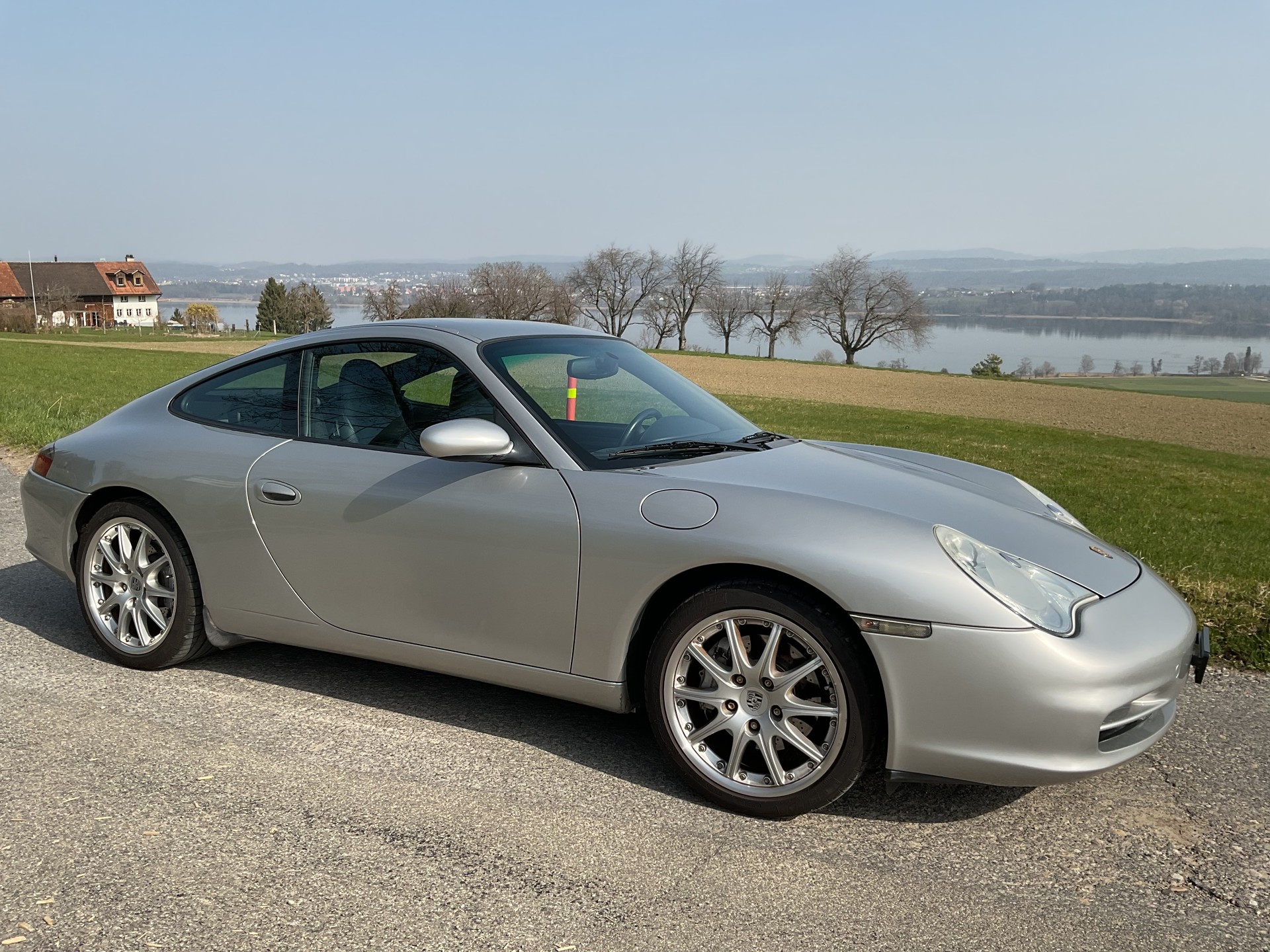 PORSCHE Carrera 4-image-8