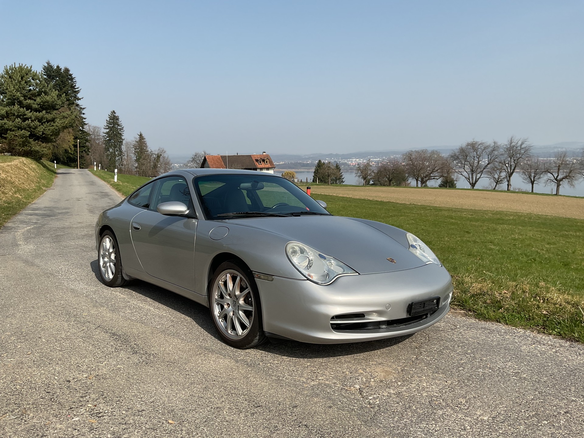 PORSCHE Carrera 4-image-7