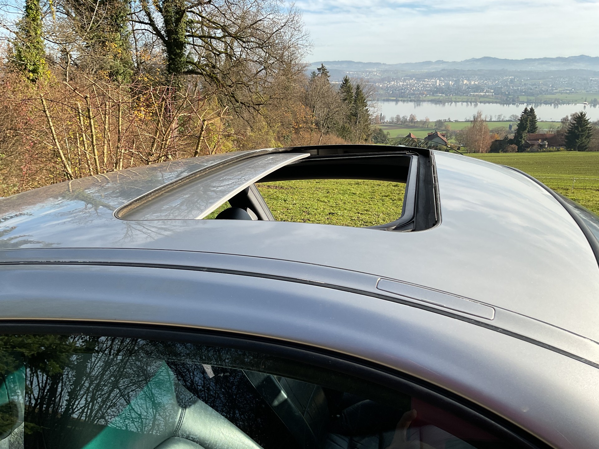 PORSCHE Carrera 4-image-4