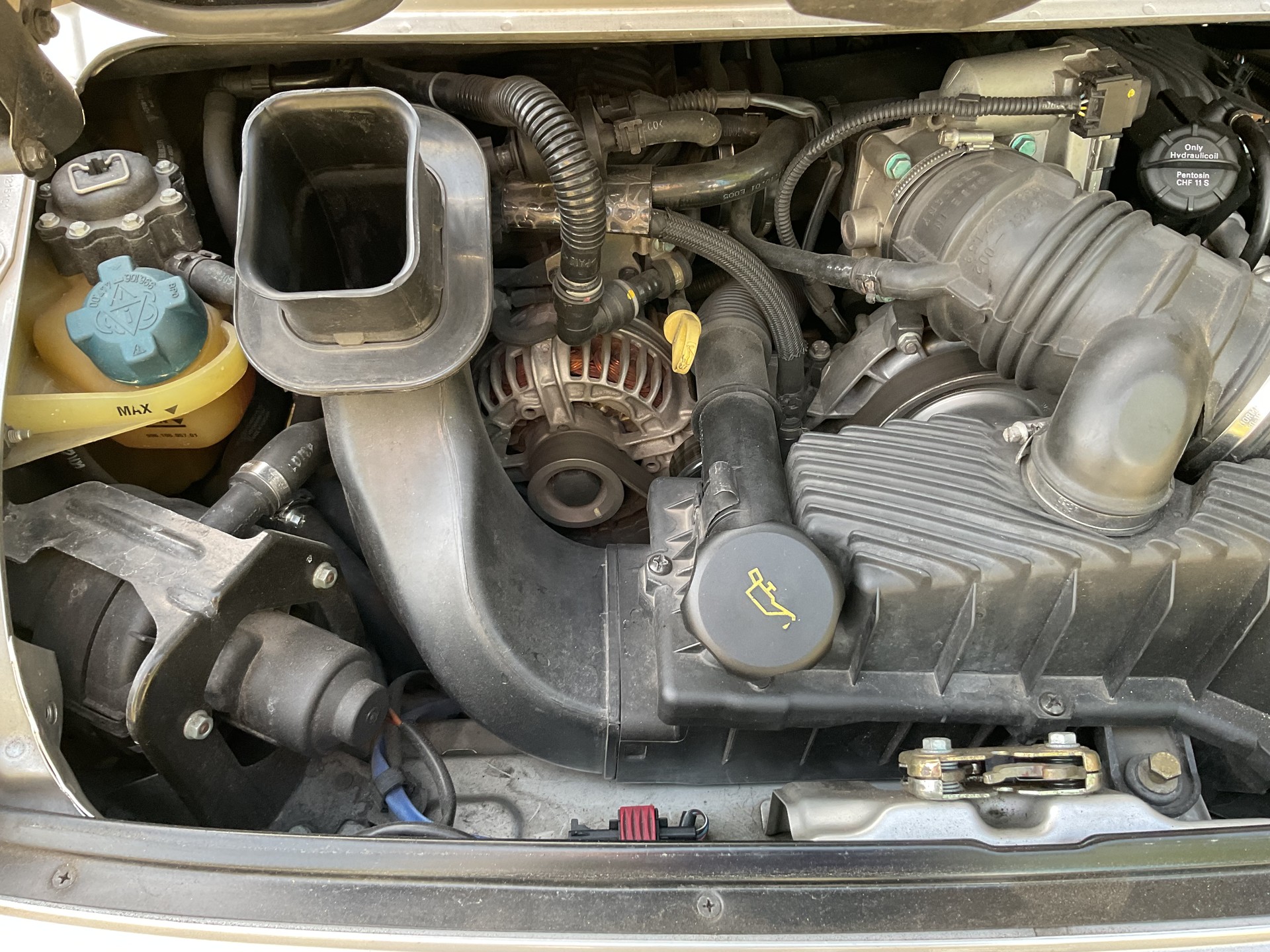 PORSCHE Carrera 4-image-5