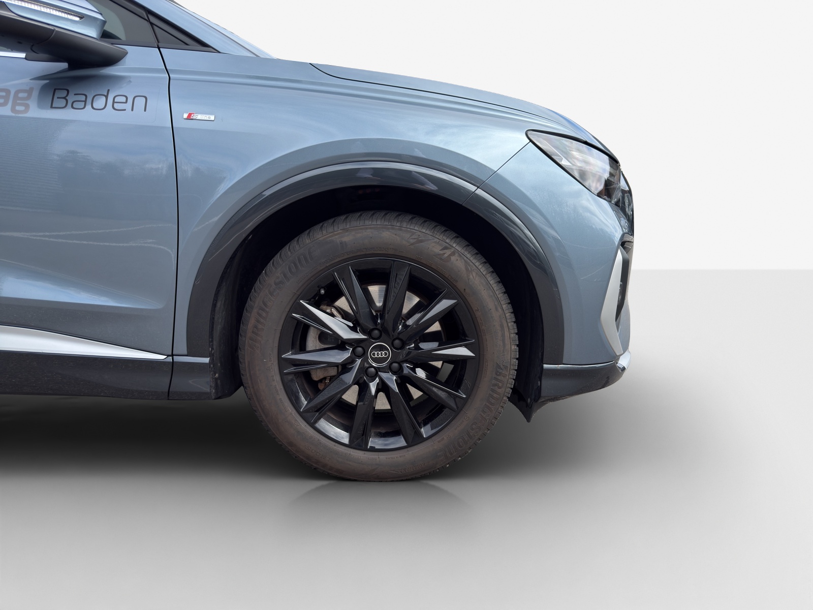 AUDI Q4 e-tron 40-image-15