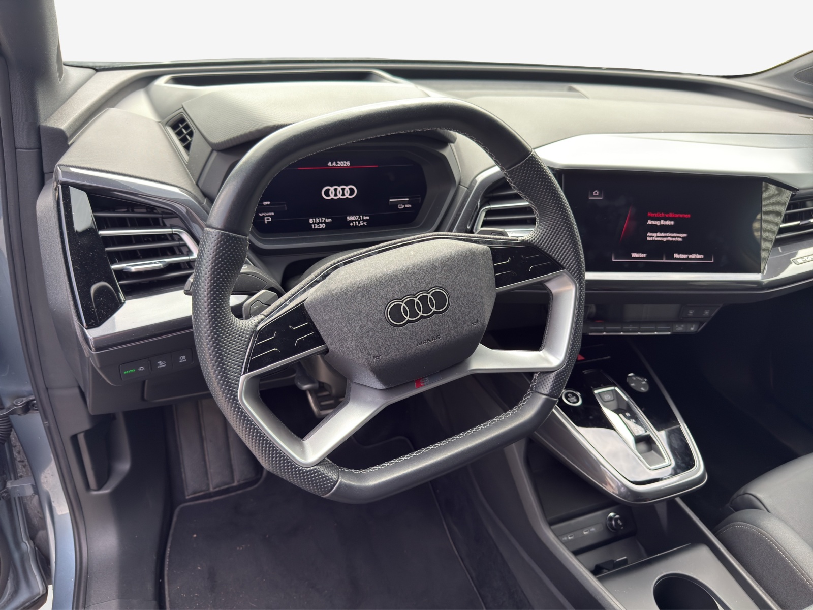 AUDI Q4 e-tron 40-image-9