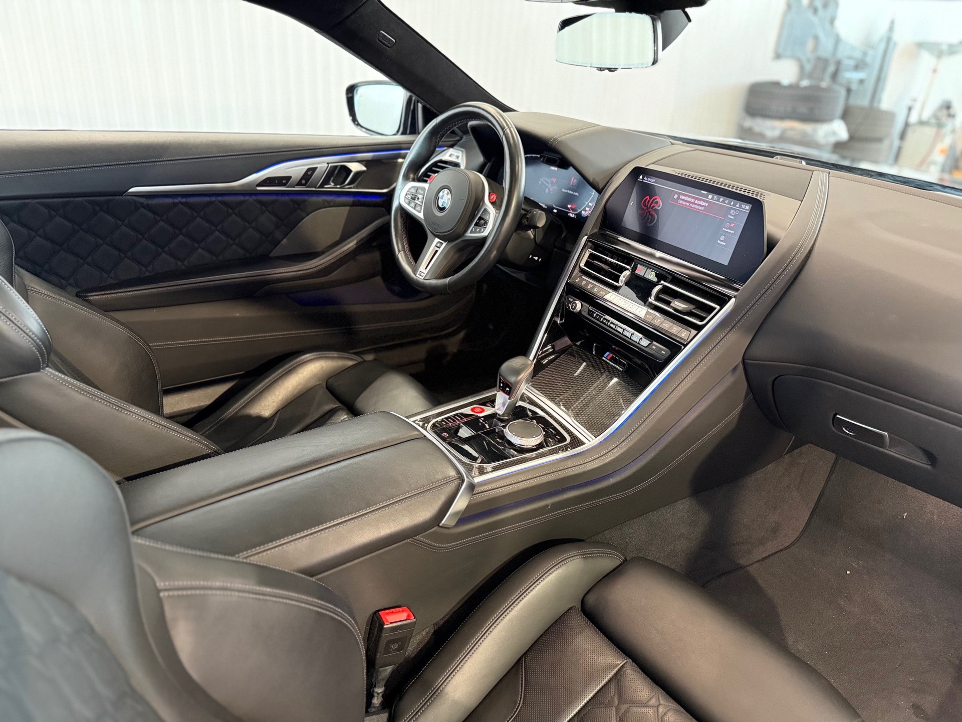 BMW M8 xDrive Steptronic M Competition-image-7