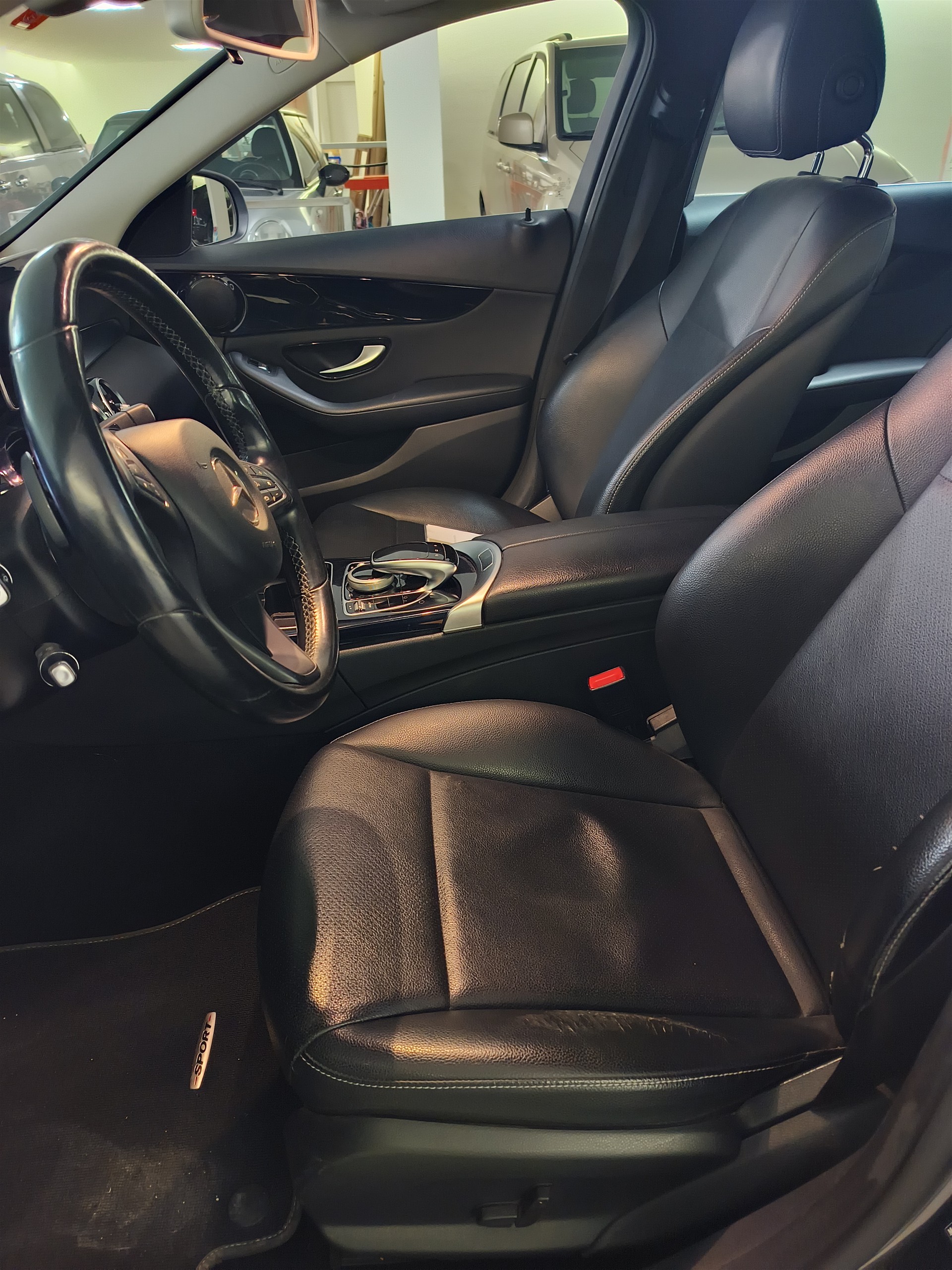 MERCEDES-BENZ C 220 BlueTEC 7G-Tronic-image-5