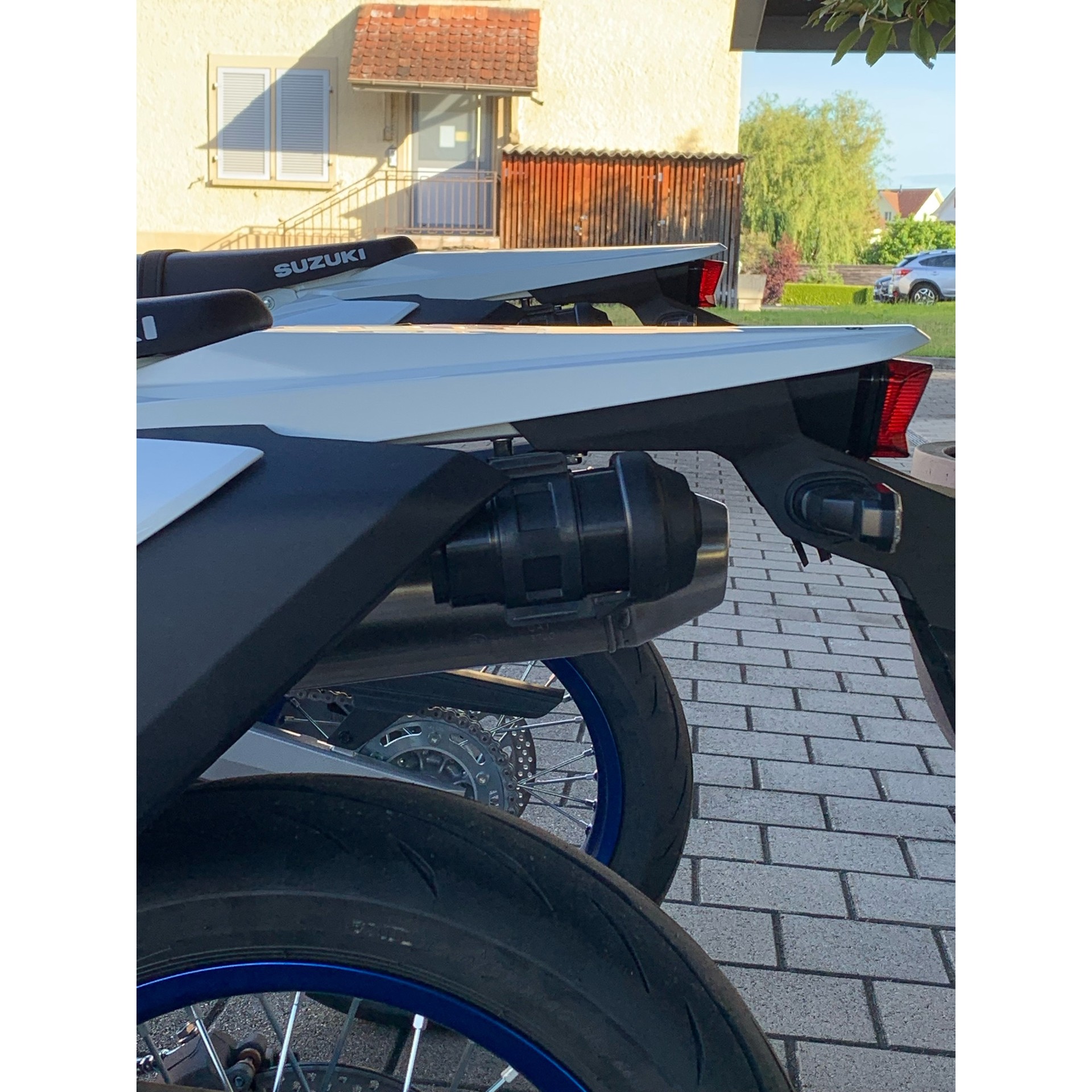 SUZUKI Supermotard DR-Z4 SM-image-10