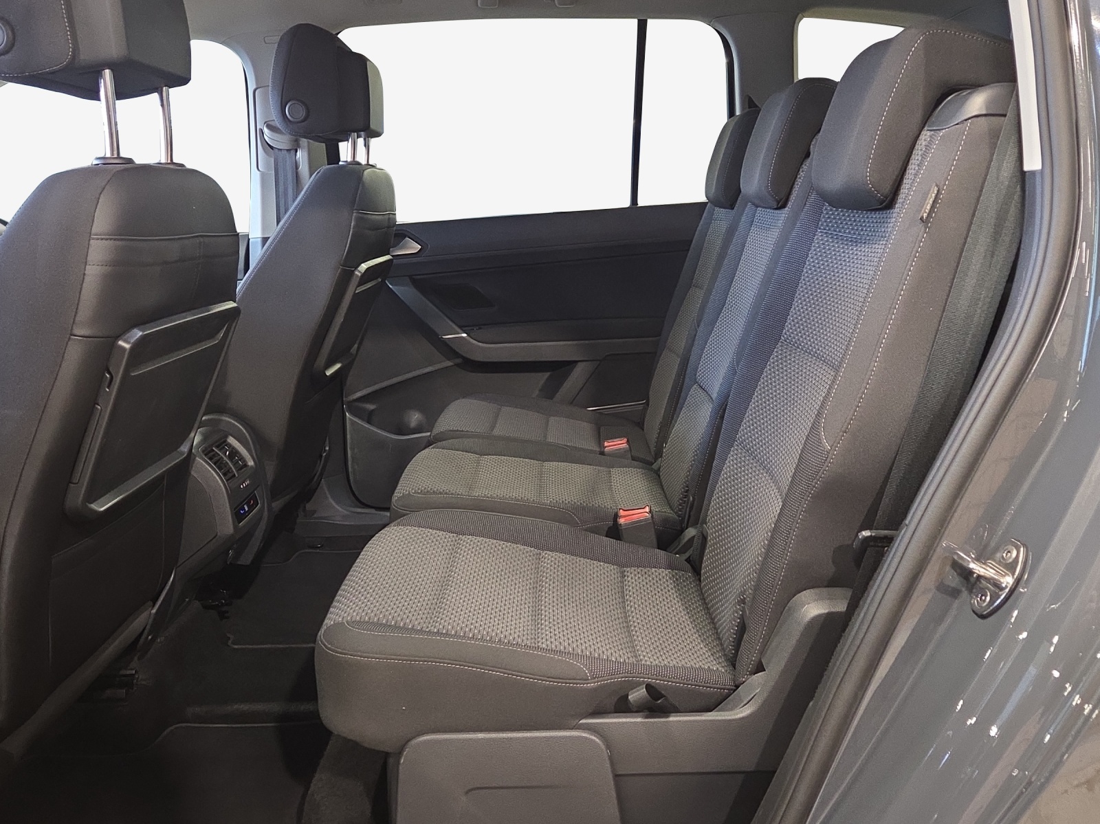 VW Touran 1.5 TSI EVO Comfortline United DSG-image-11
