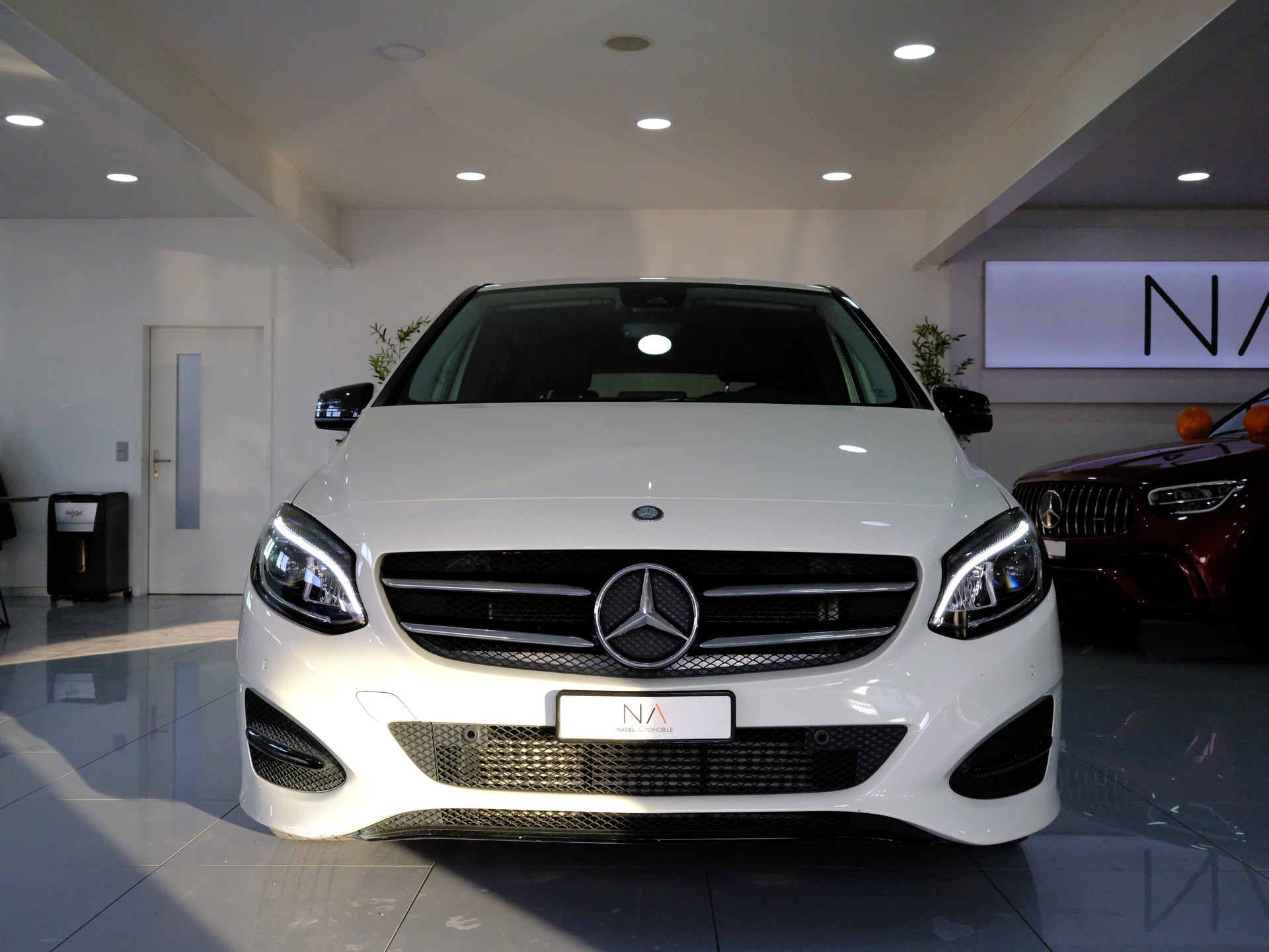 MERCEDES-BENZ B 220 CDI 4Matic 7G-DCT-image-2