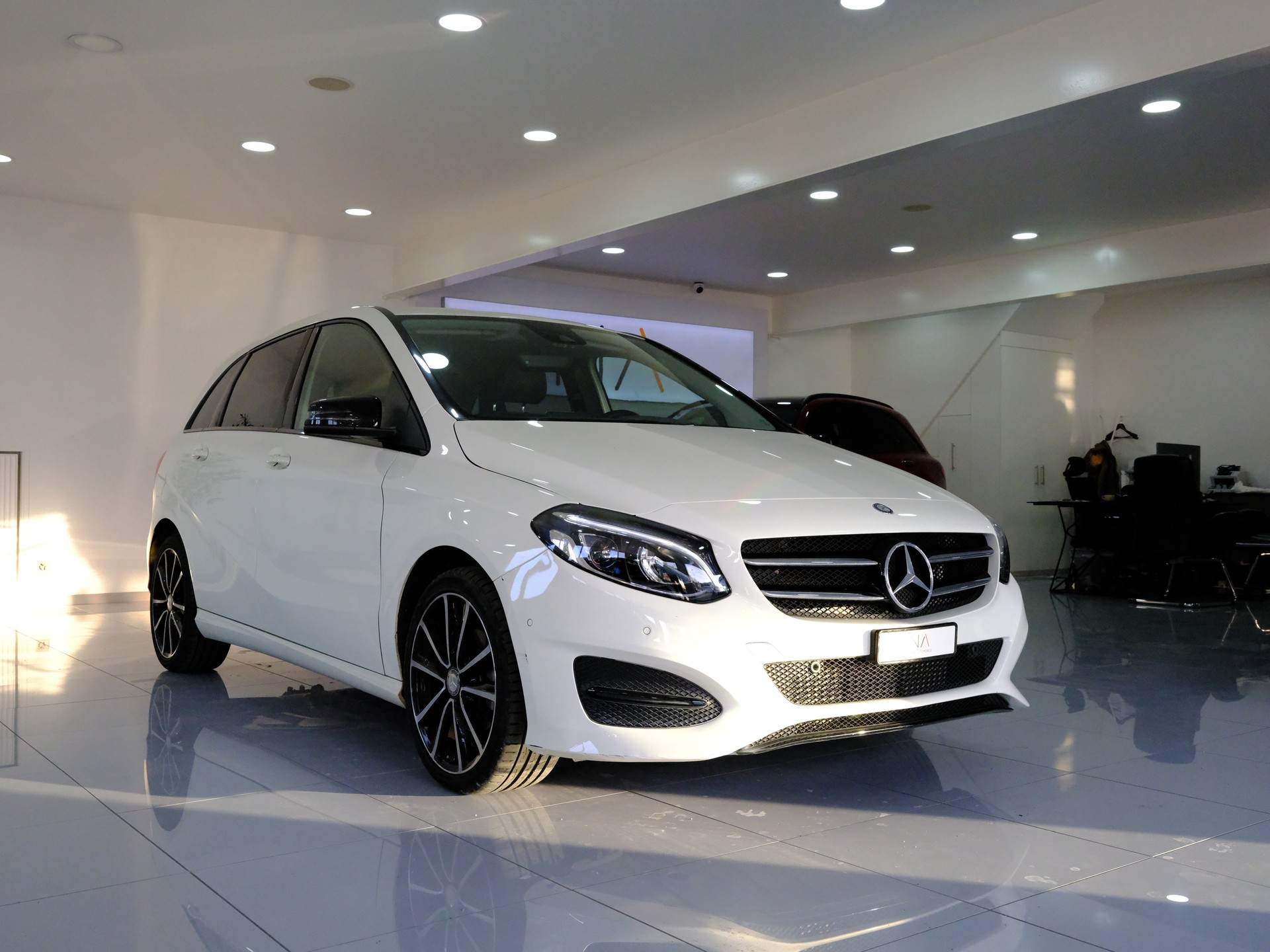 MERCEDES-BENZ B 220 CDI 4Matic 7G-DCT-image-1