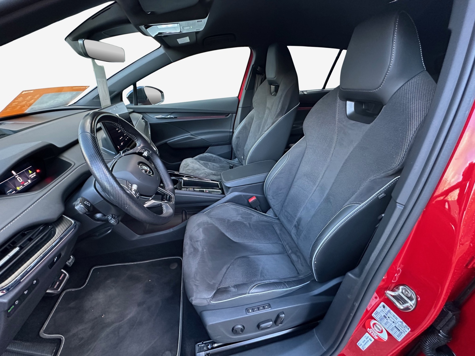 SKODA Enyaq iV 80x SportLine-image-8