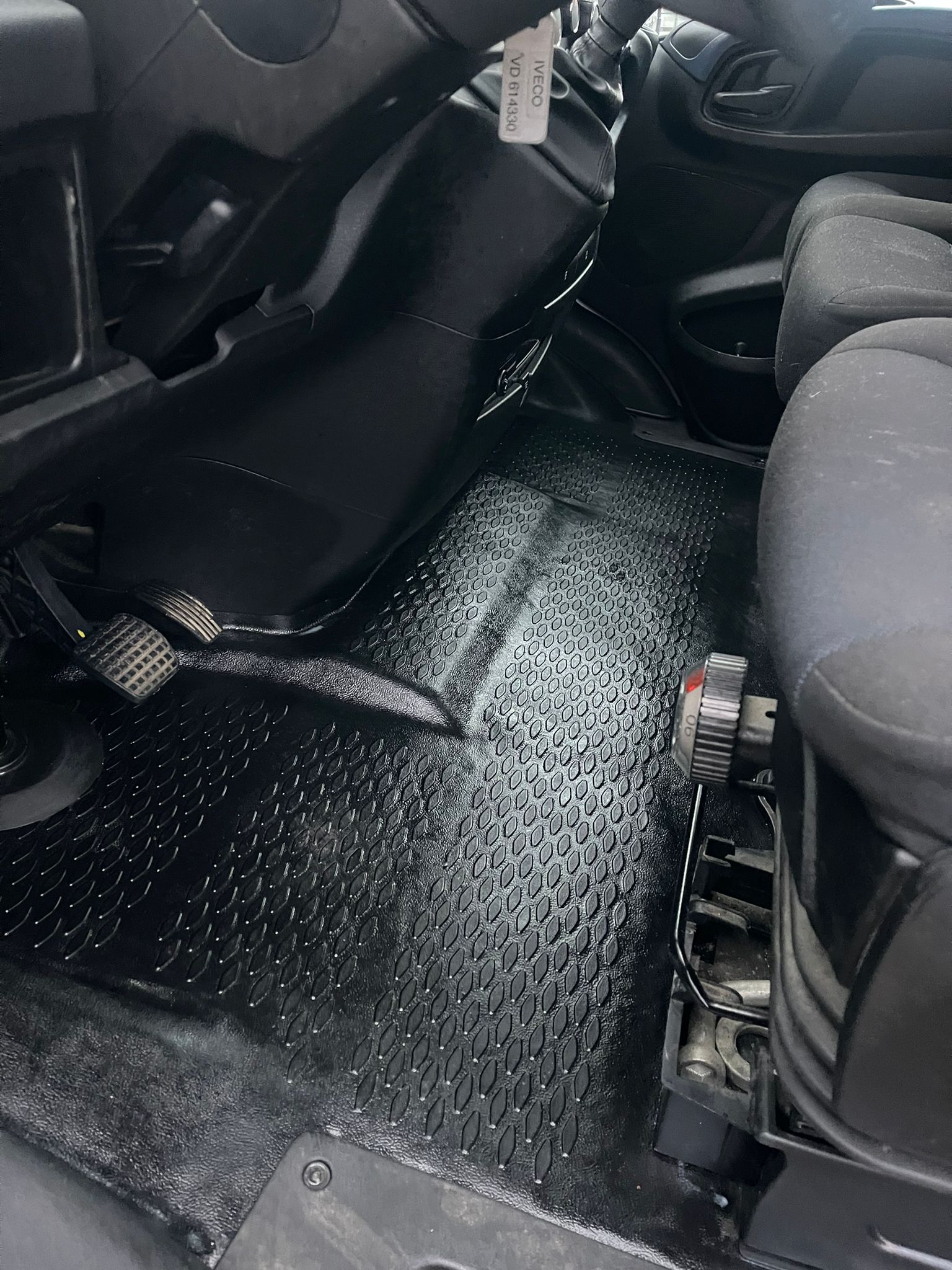 IVECO 35S14-image-11