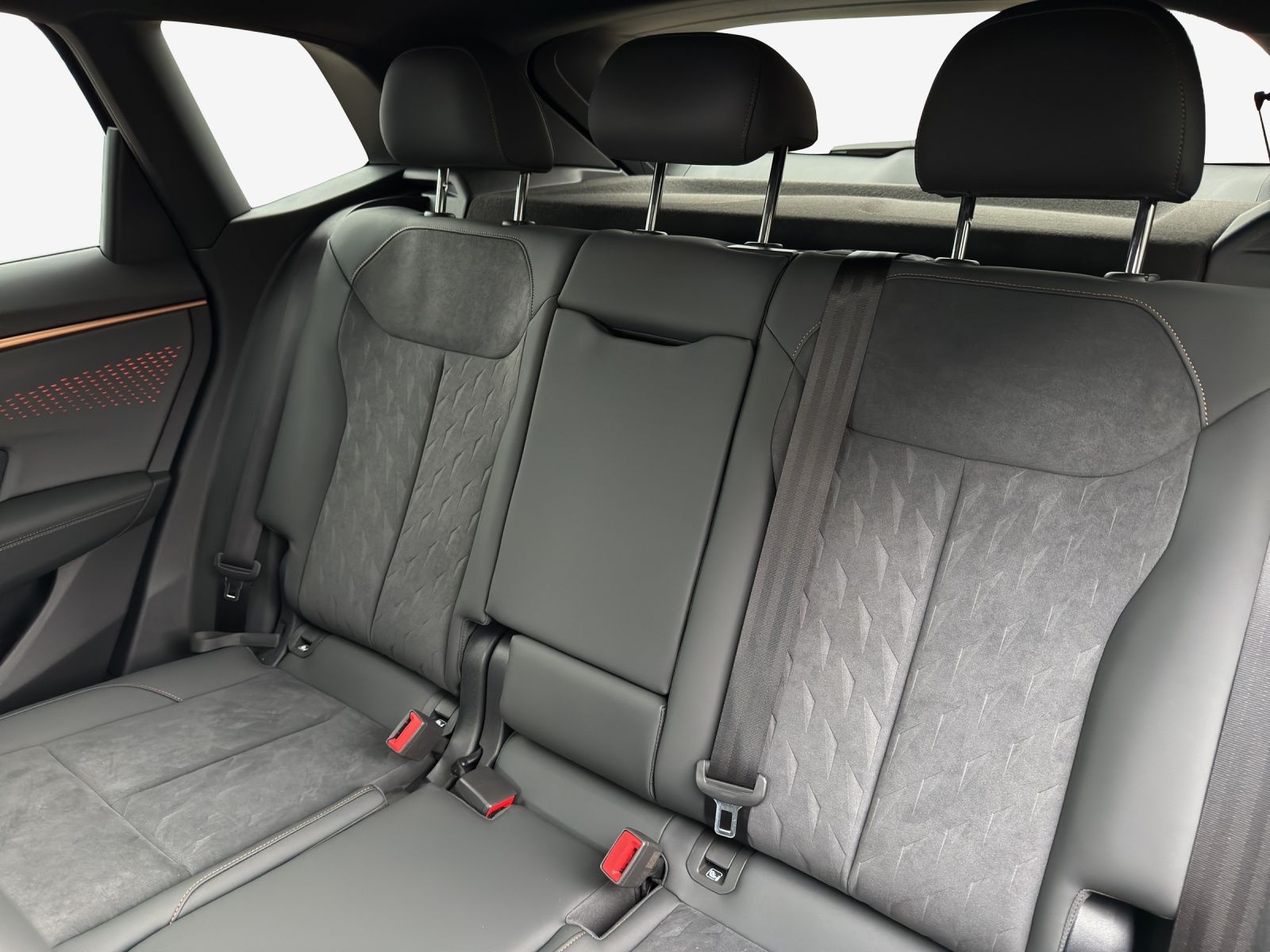 CUPRA Terramar 2.0 TSI DSG 4Drive VZ-image-11