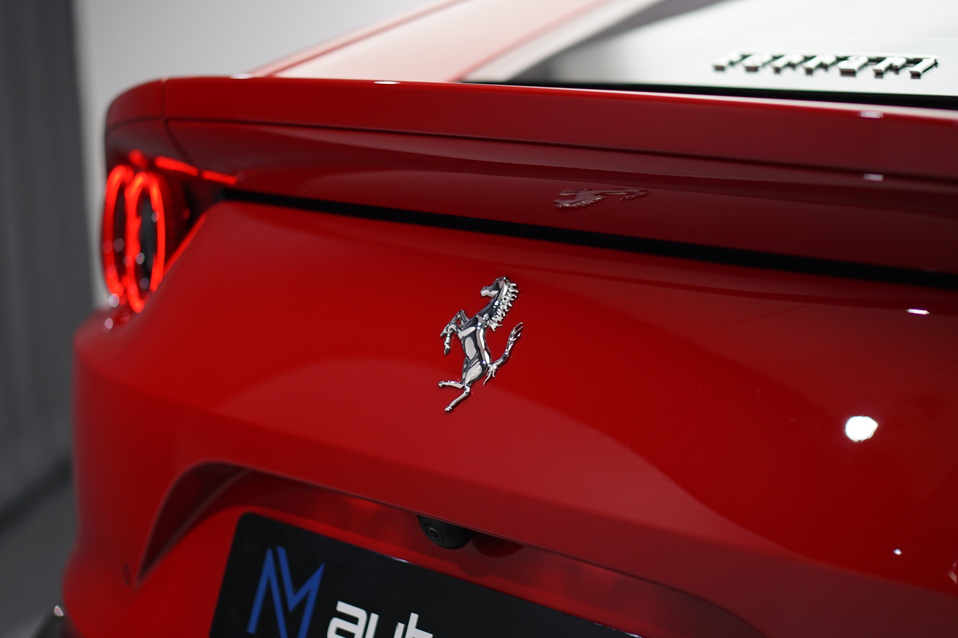 FERRARI 812 Superfast *NOVITEC* *Garantie* *CH-Fahrzeug*-image-40