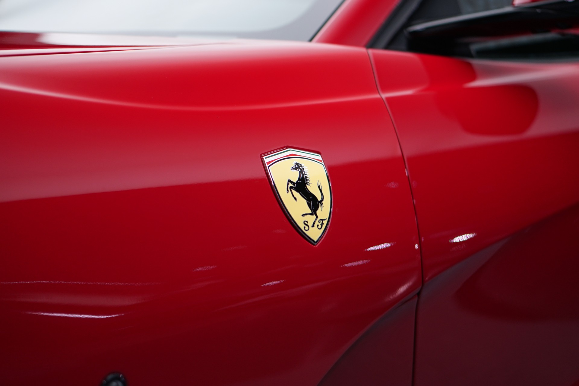 FERRARI 812 Superfast *NOVITEC* *Garantie* *CH-Fahrzeug*-image-45