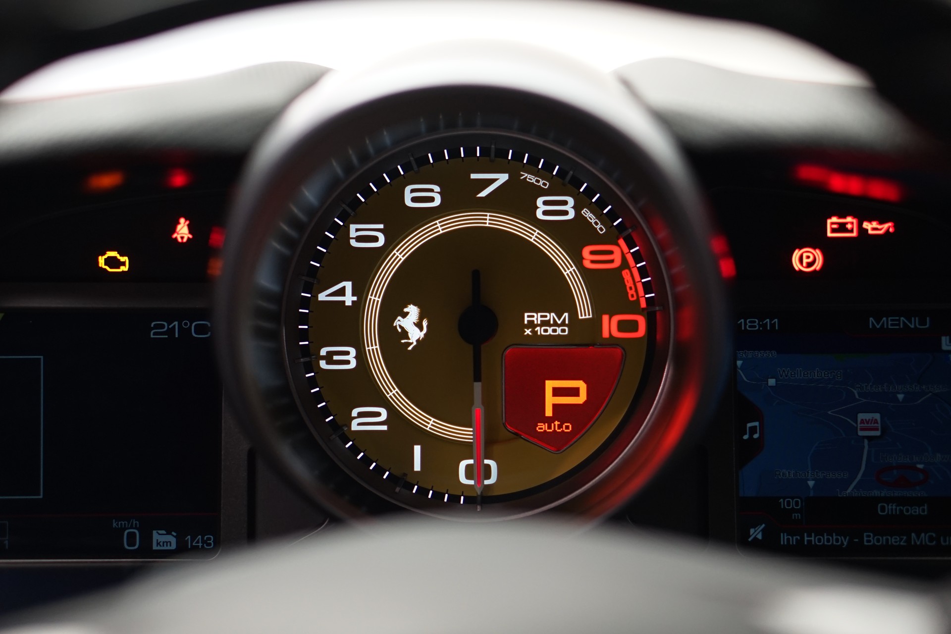 FERRARI 812 Superfast *NOVITEC* *Garantie* *CH-Fahrzeug*-image-30