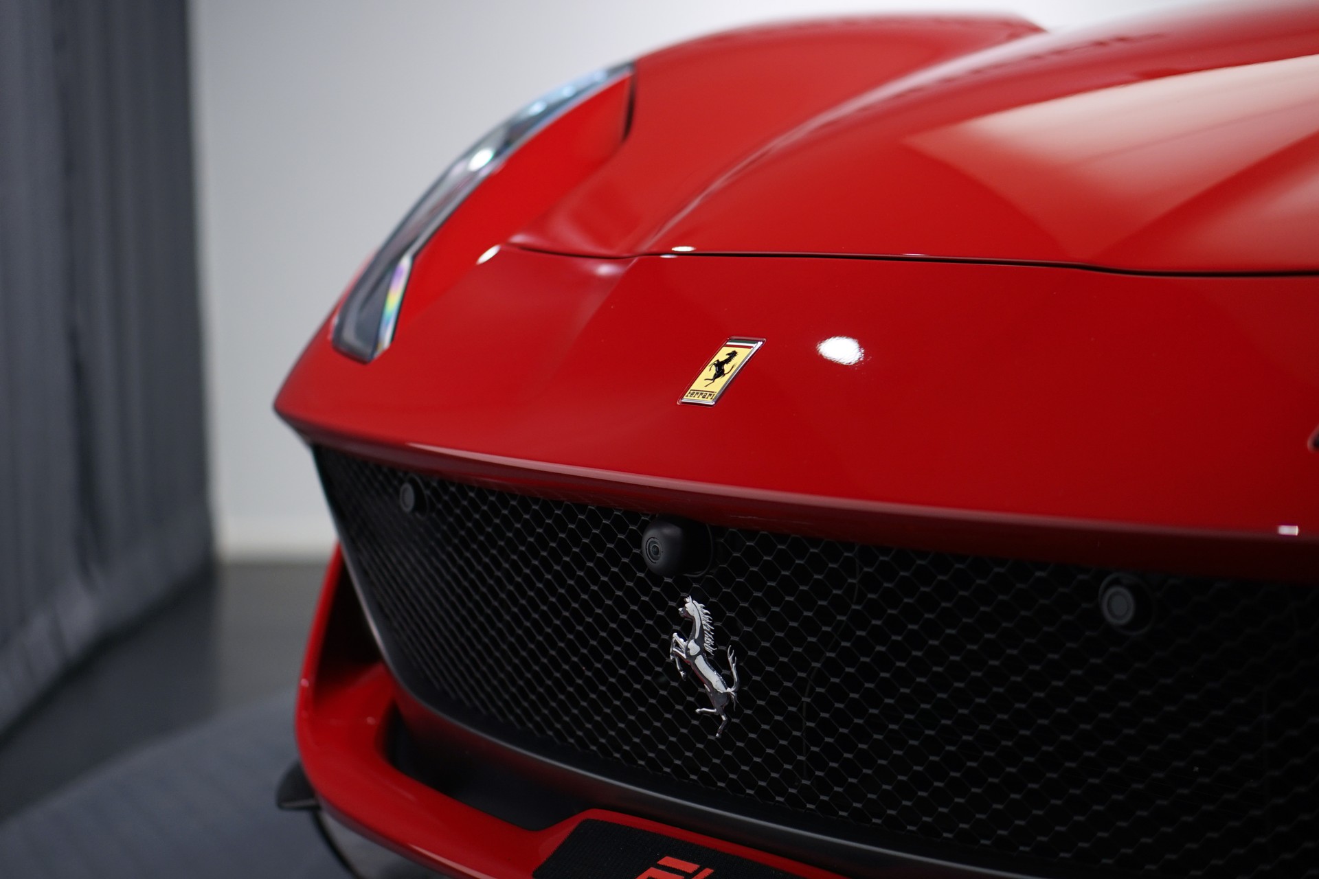 FERRARI 812 Superfast *NOVITEC* *Garantie* *CH-Fahrzeug*-image-47