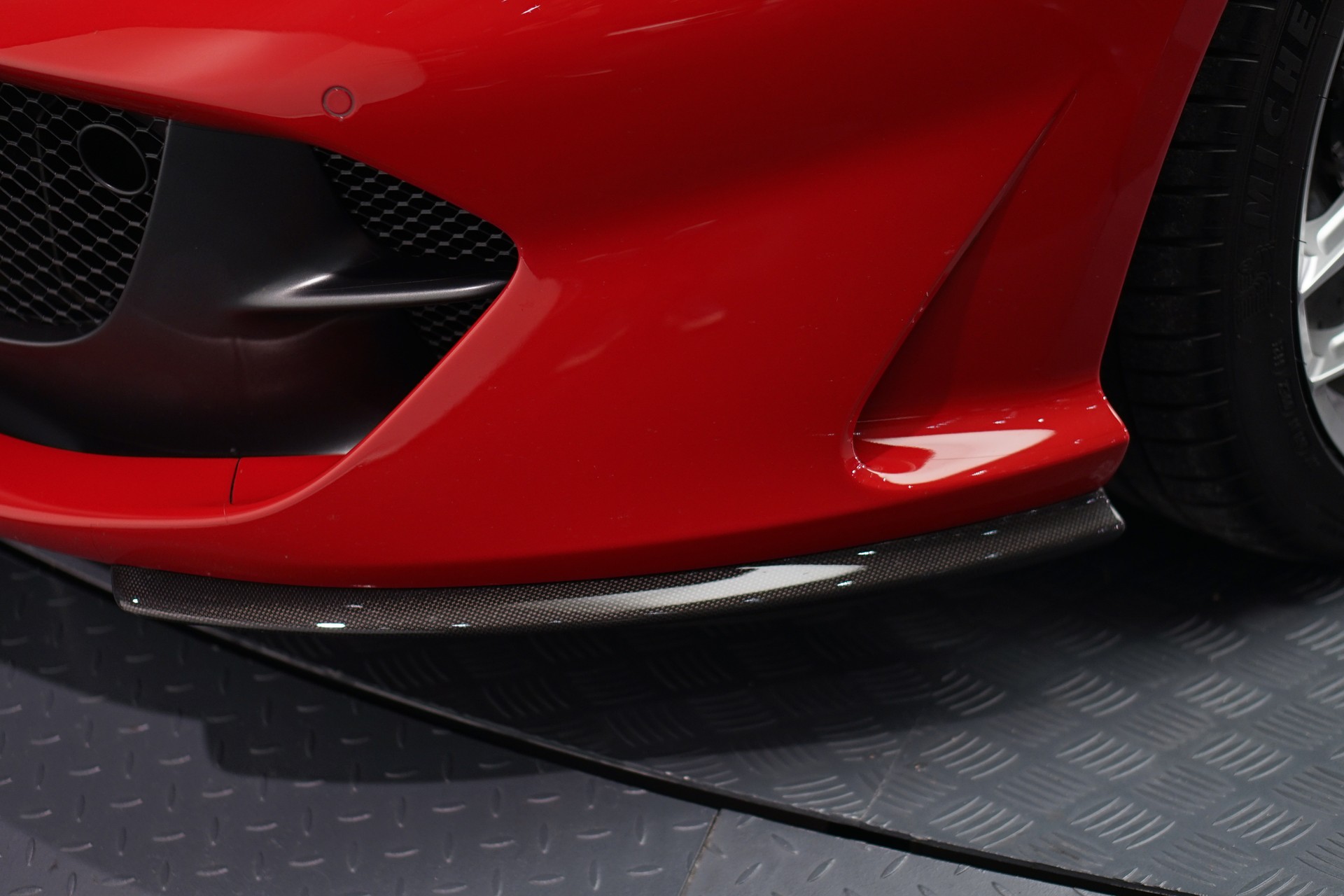 FERRARI 812 Superfast *NOVITEC* *Garantie* *CH-Fahrzeug*-image-46