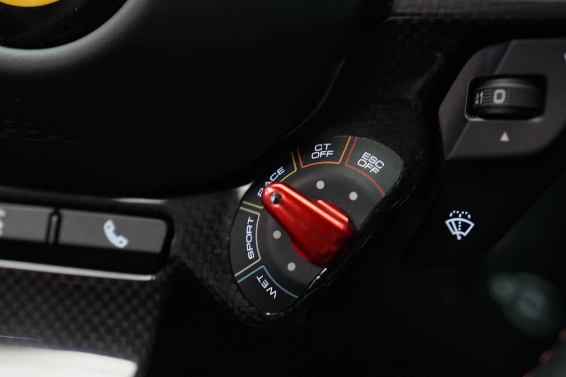 FERRARI 812 Superfast *NOVITEC* *Garantie* *CH-Fahrzeug*-image-33