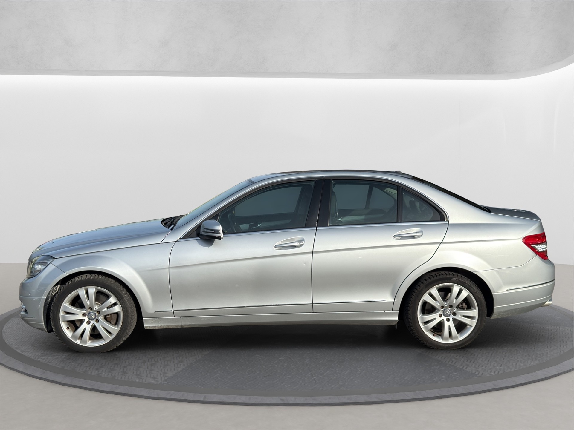 MERCEDES-BENZ C 350 Avantgarde 4Matic 7G-Tronic-image-0