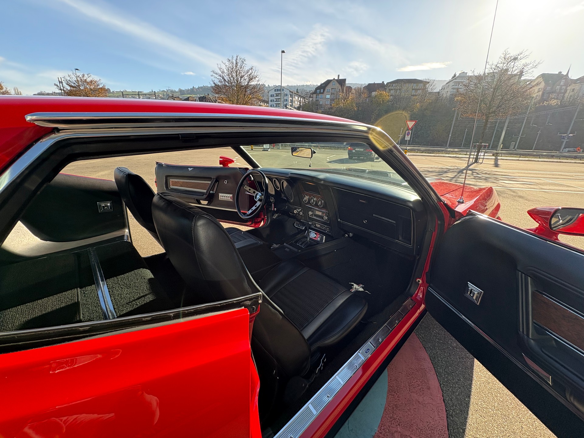 FORD Mustang Mach1 351 - Totale Neulackierung / alle Dichtungen neu-image-13