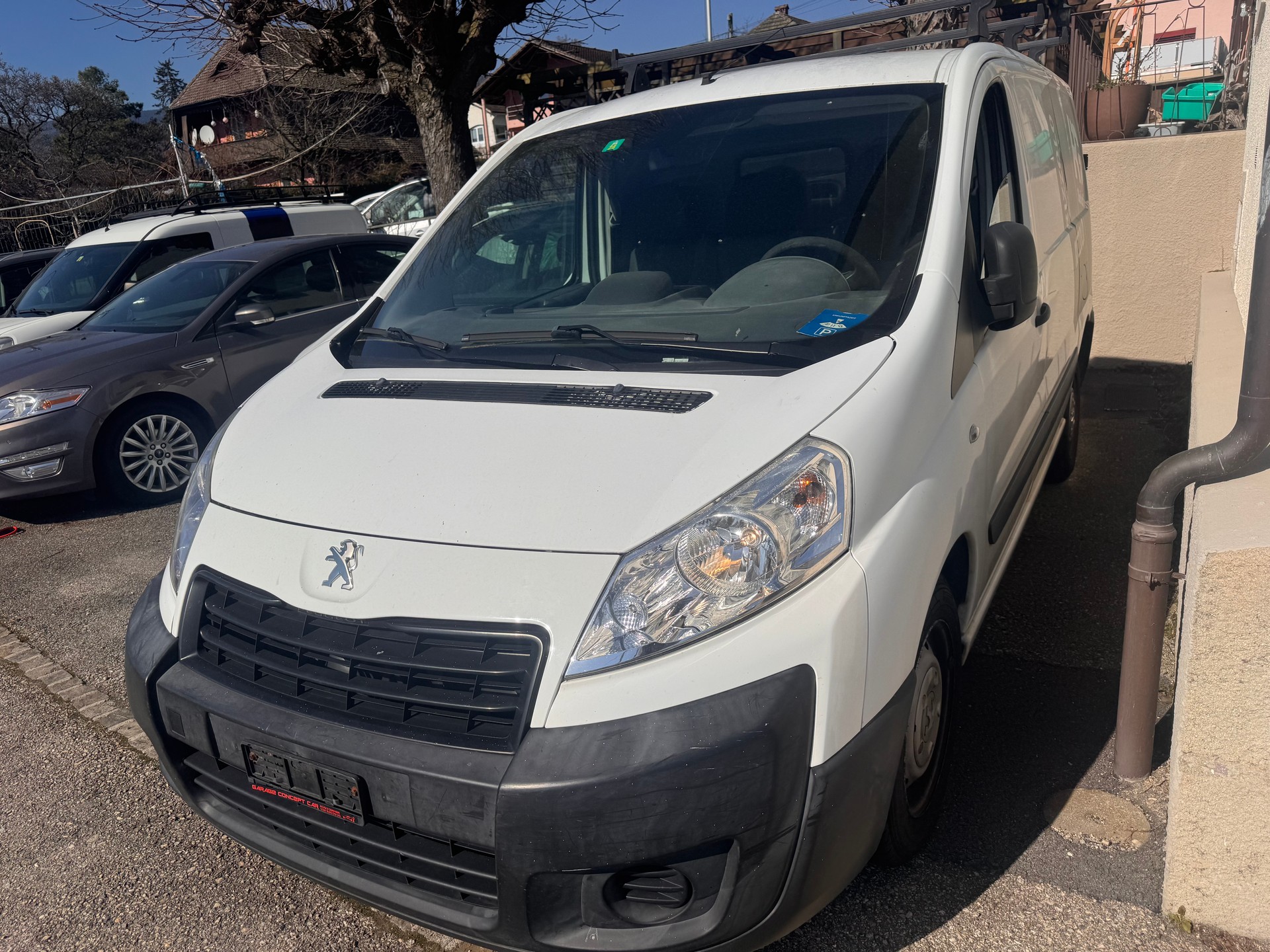 PEUGEOT Expert 2.0 HDi 227 L1H1-image-1