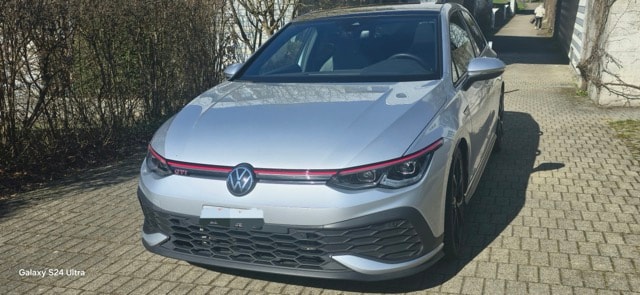 VW VW Golf 2.0 TSI GTI Clubsport DSG - IQ Light - Navi - Panorama - Kamera - 301 PS - Leader sitzen-image-0