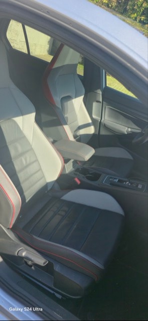 VW VW Golf 2.0 TSI GTI Clubsport DSG - IQ Light - Navi - Panorama - Kamera - 301 PS - Leader sitzen-image-5