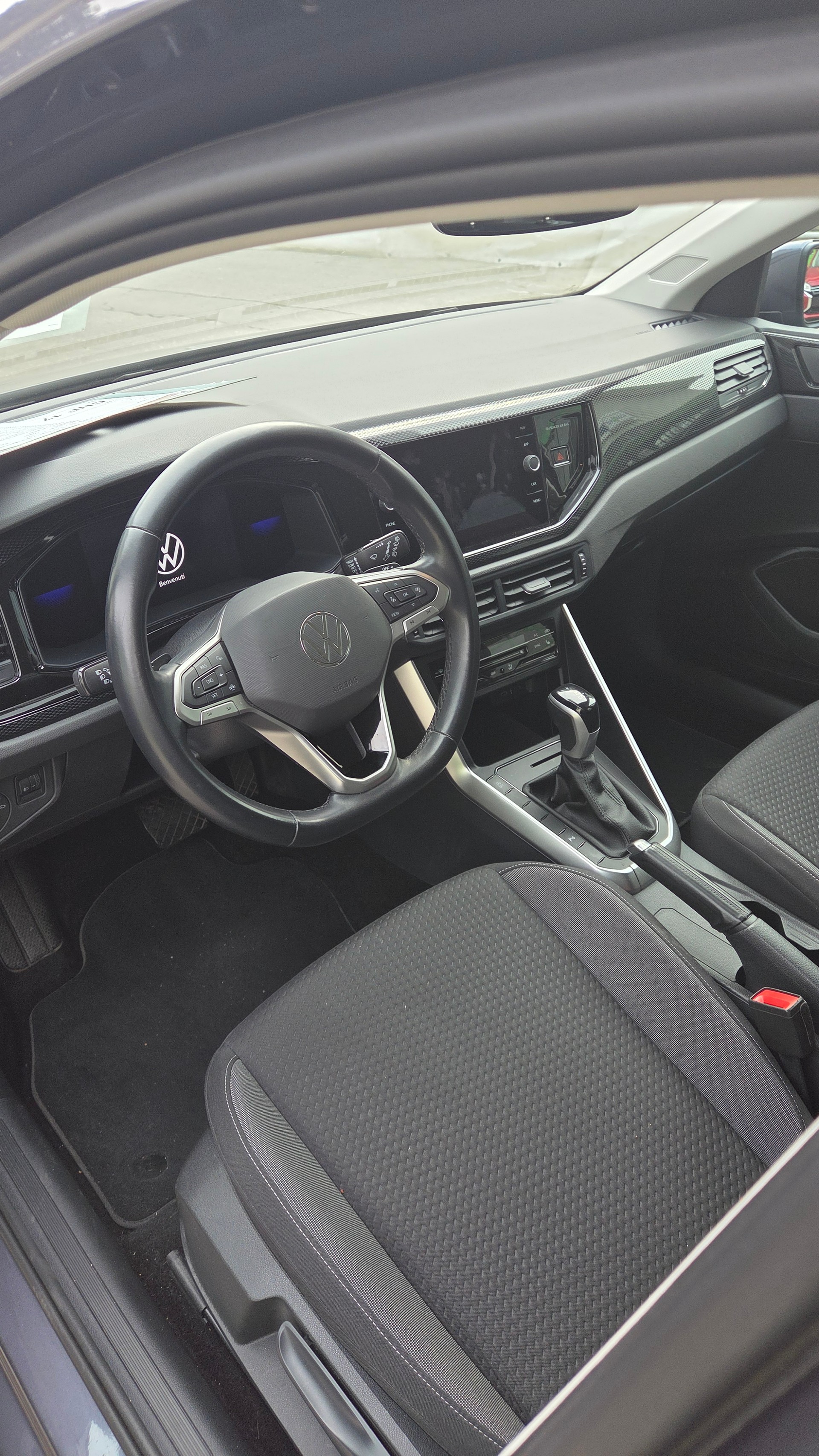 VW Polo 1.0 TSI 110 Life DSG-showroom-element-3