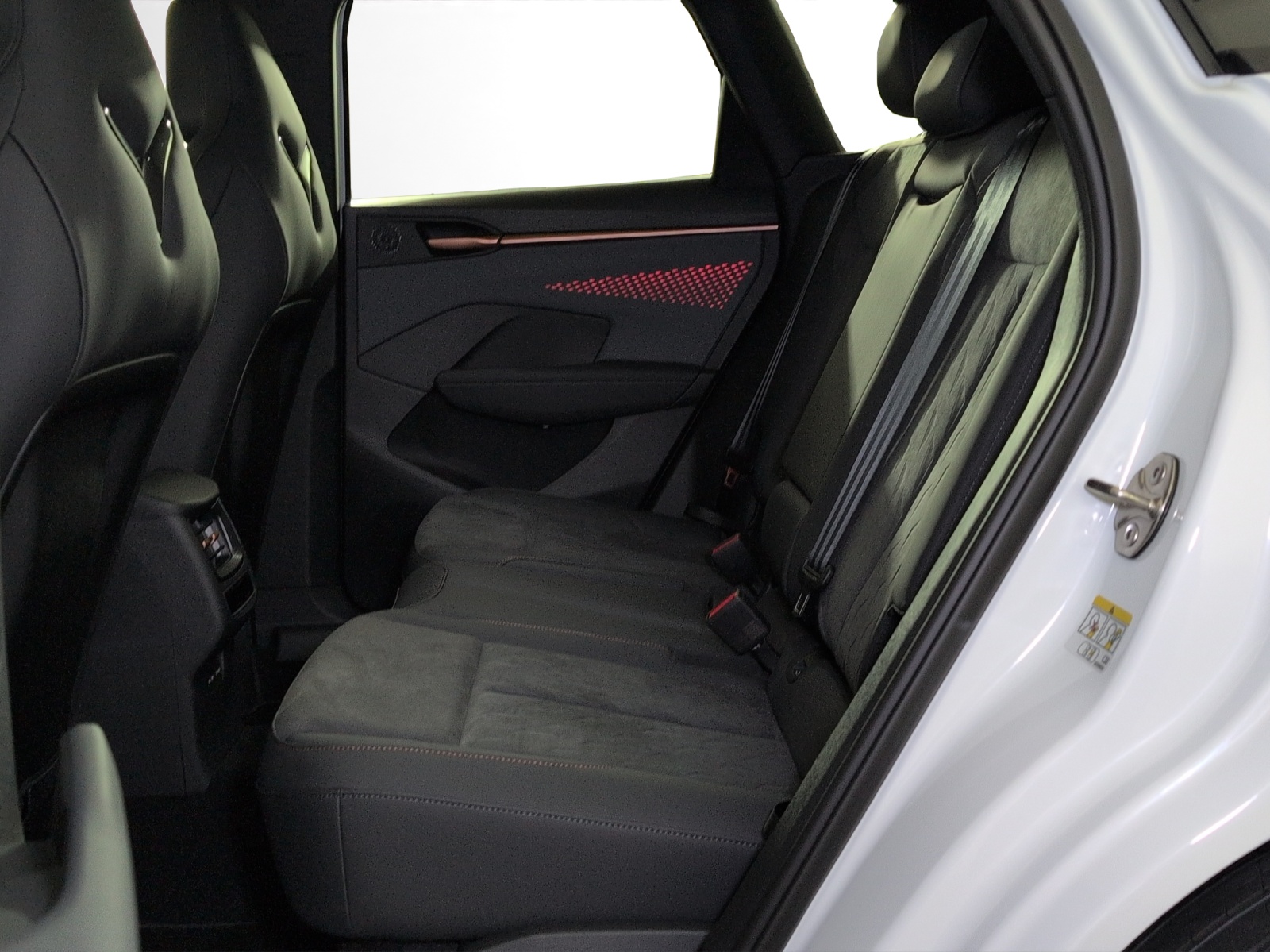 CUPRA Terramar 1.5 eHybrid DSG VZ-image-7