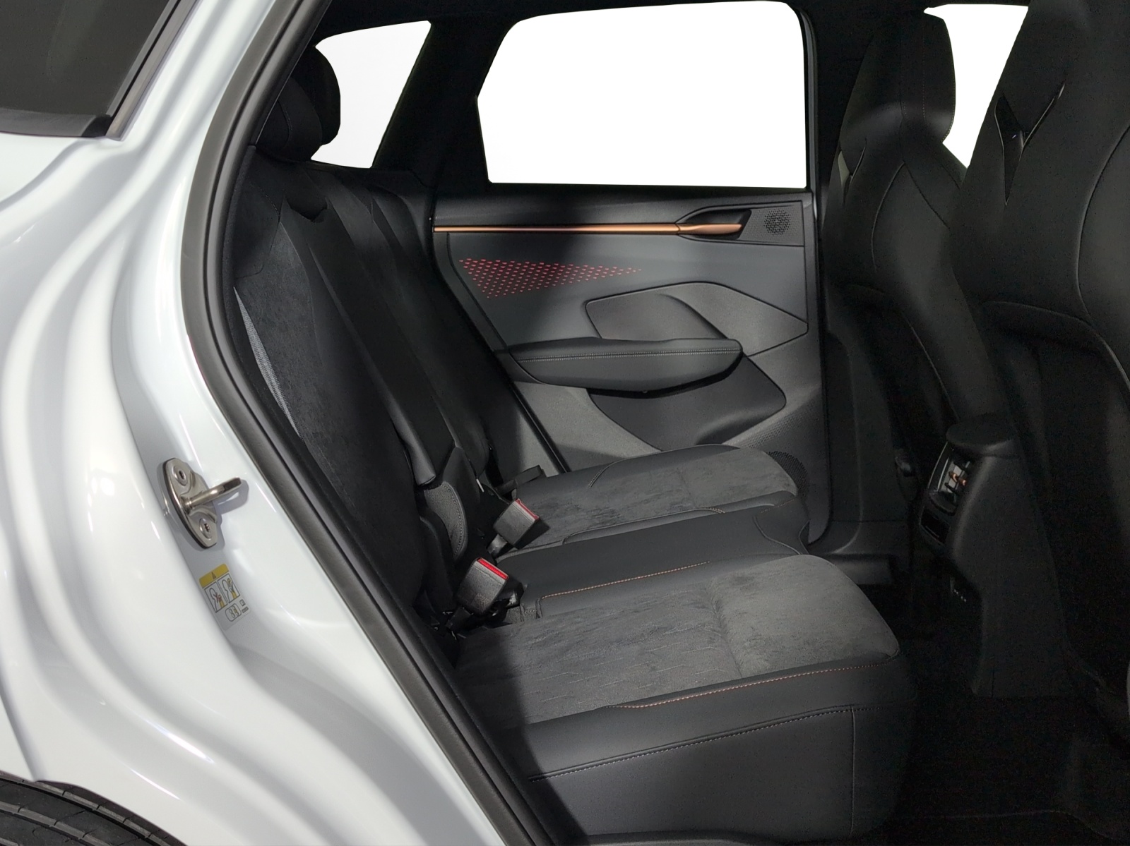 CUPRA Terramar 1.5 eHybrid DSG VZ-image-8