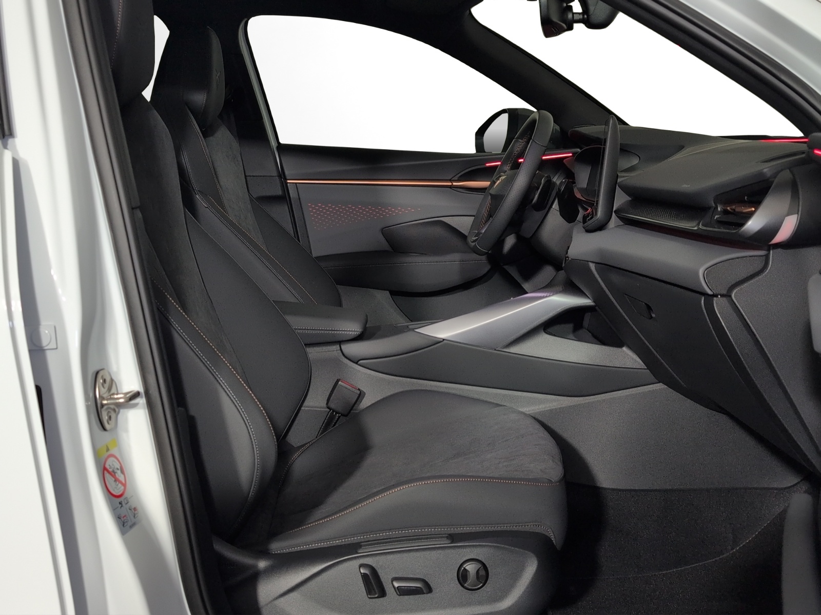 CUPRA Terramar 1.5 eHybrid DSG VZ-image-6