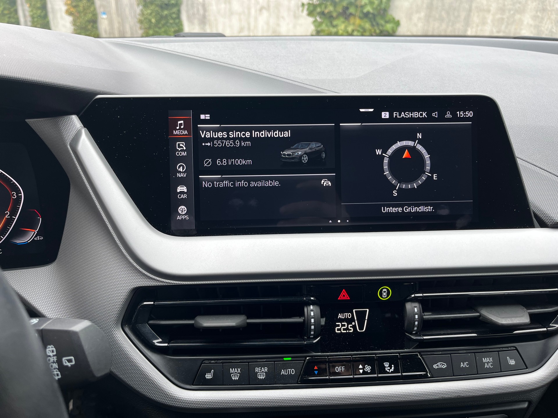 BMW 118i Steptronic-image-6