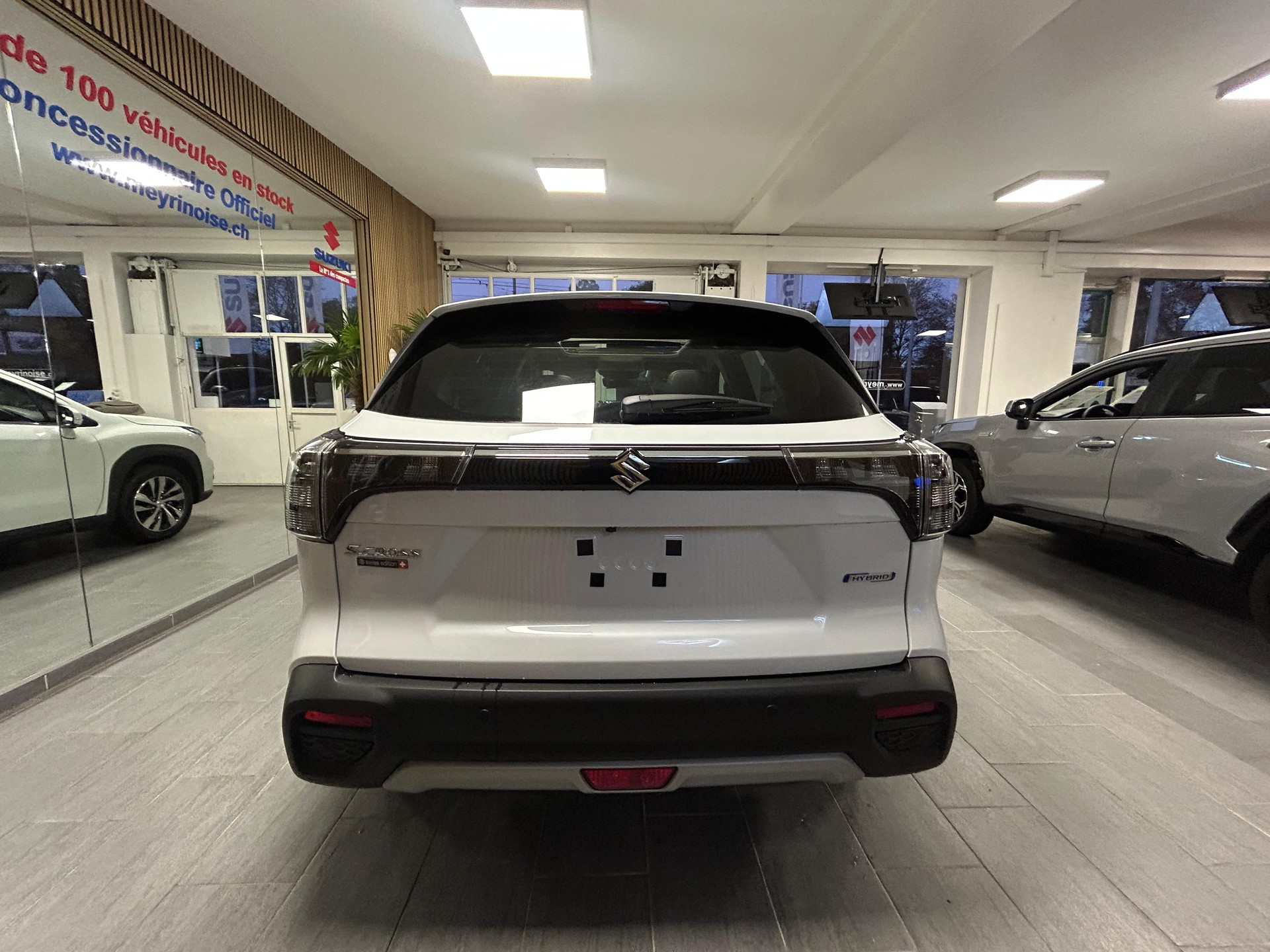 SUZUKI S-Cross 1.4 T Compact Top Hybrid 4x4-image-7